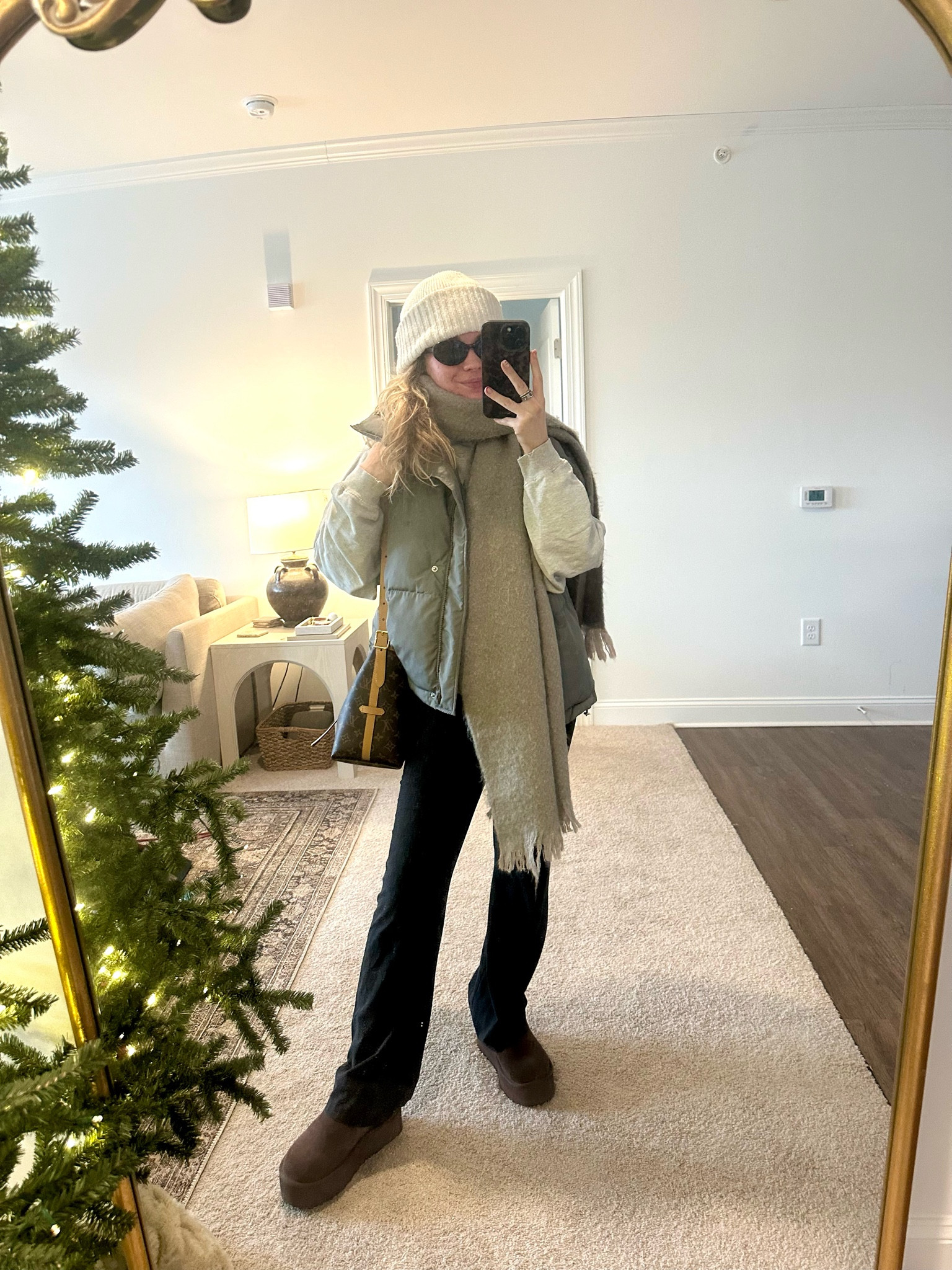 chilly day in AVL ❄️

#LTKHoliday #LTKSeasonal #LTKFindsUnder50