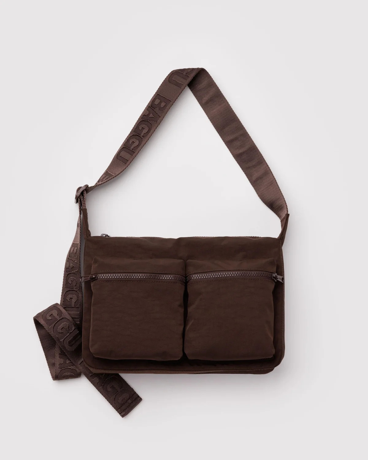 Medium Cargo Crossbody Coffee - Baggu | BAGGU