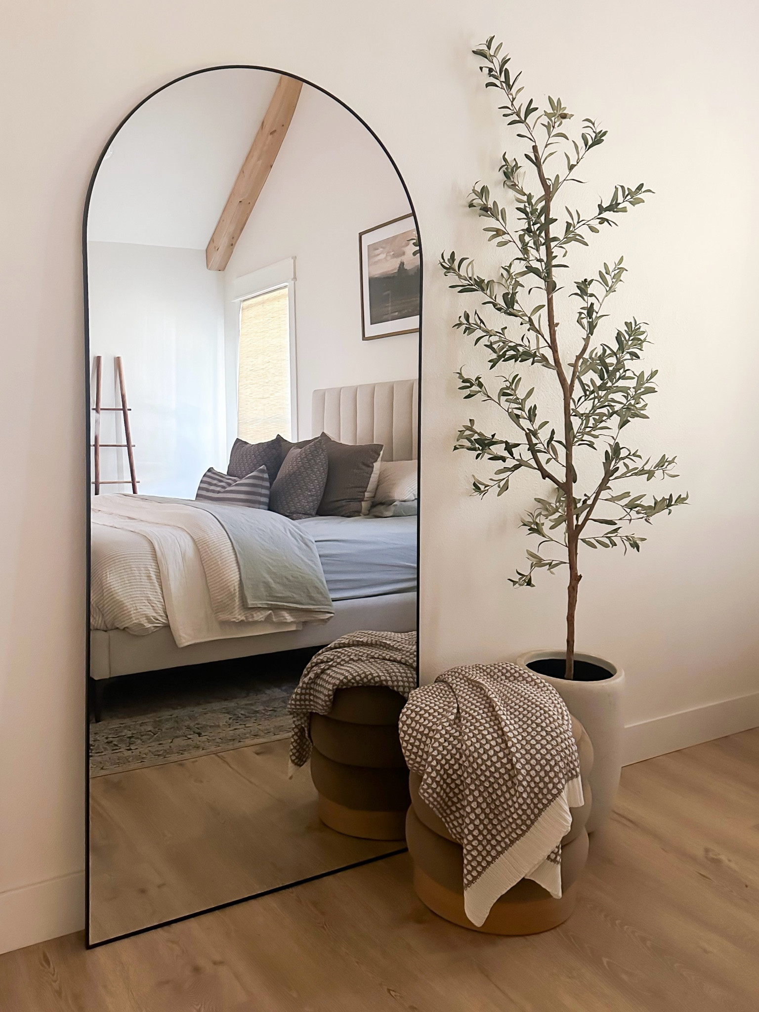 The BEST budget friendly full sized mirror! 

#LTKHome #LTKSaleAlert #LTKStyleTip