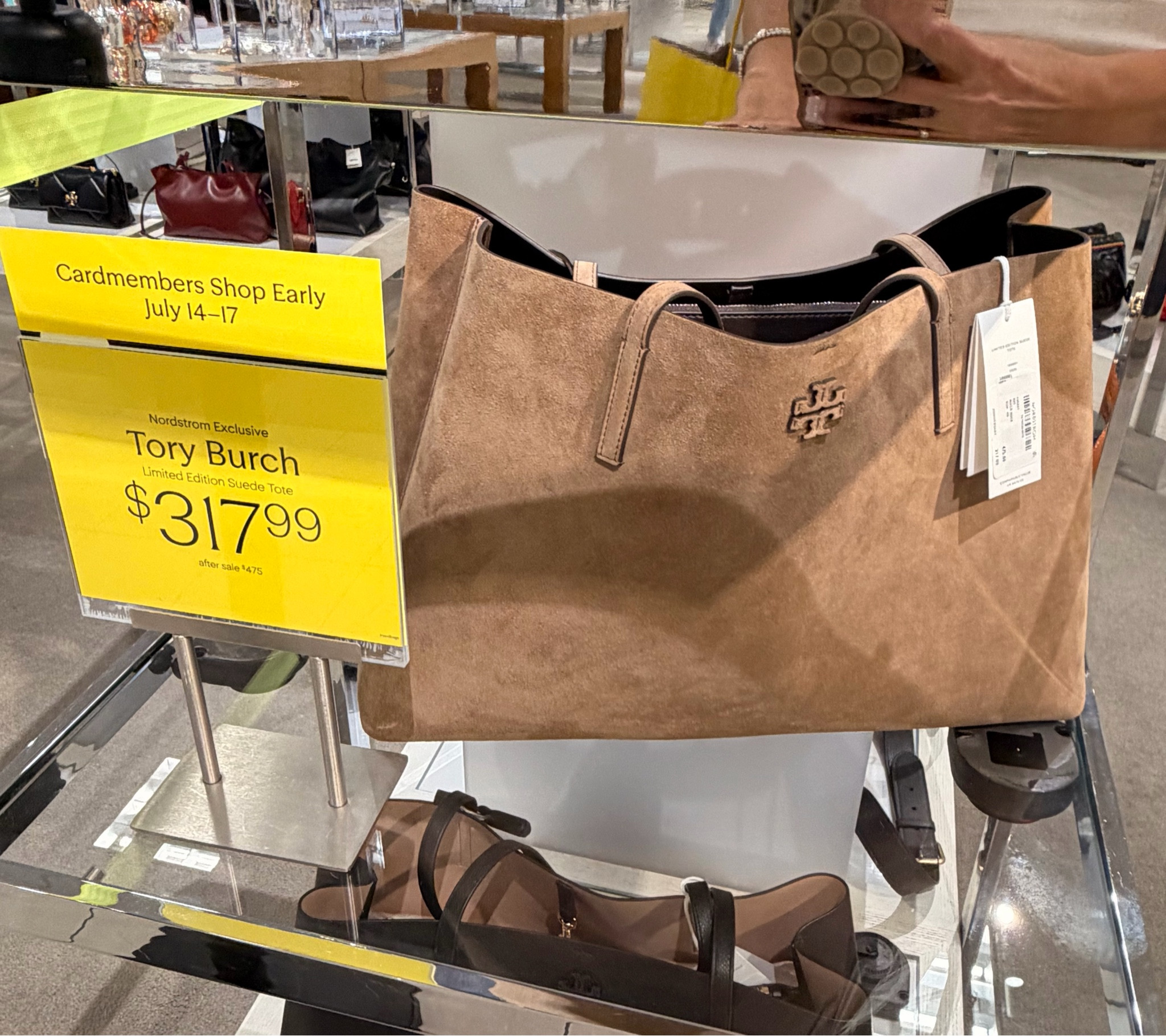 Nsale bags

#LTKgrwm #LTKOver40 #LTKSaleAlert