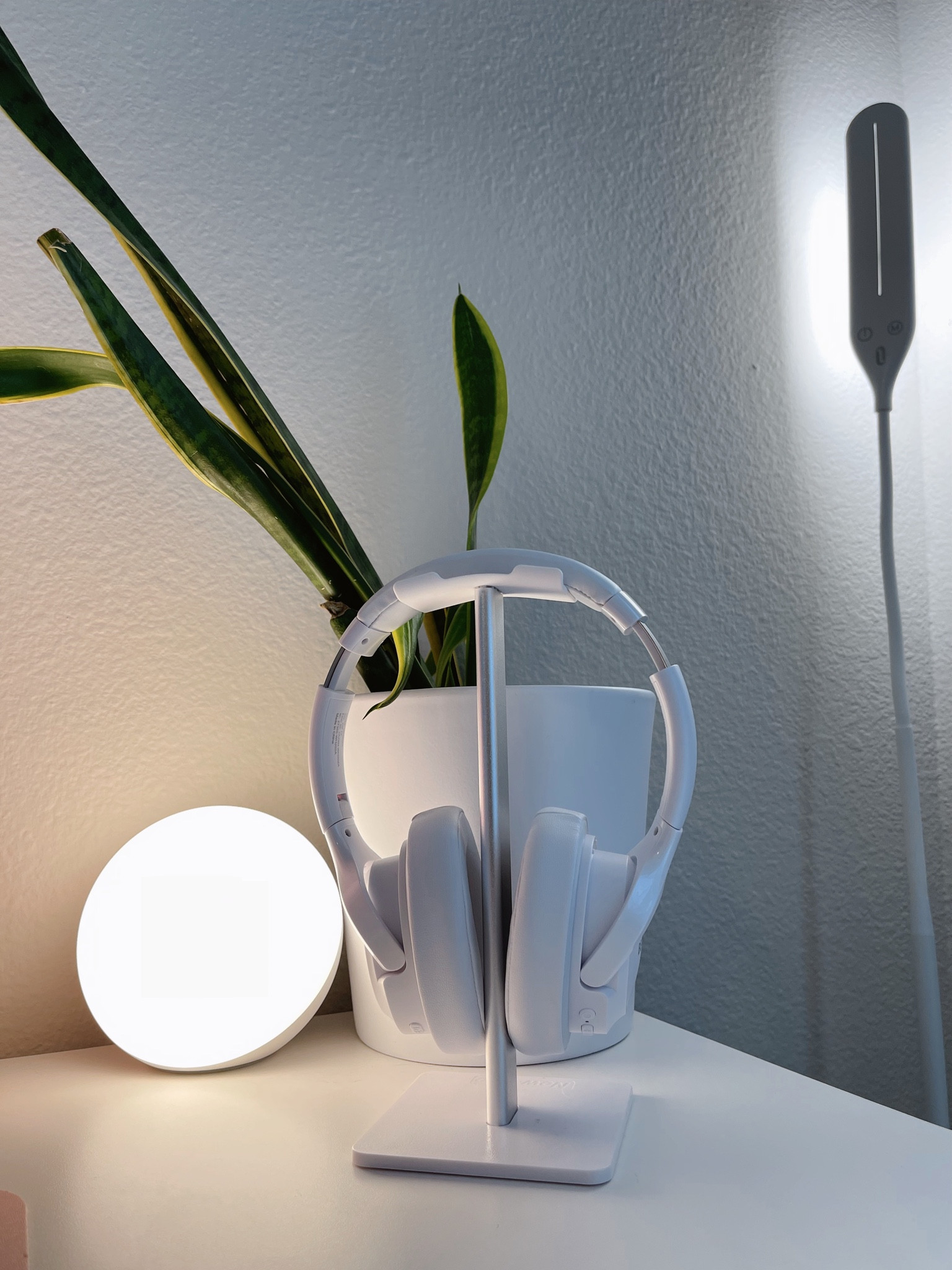 Affordable headphones with good sound quality & comfortably! Perfect for wfh or video editing. 

#techfind #affordabletech

#LTKunder50 #LTKunder100 #LTKFind