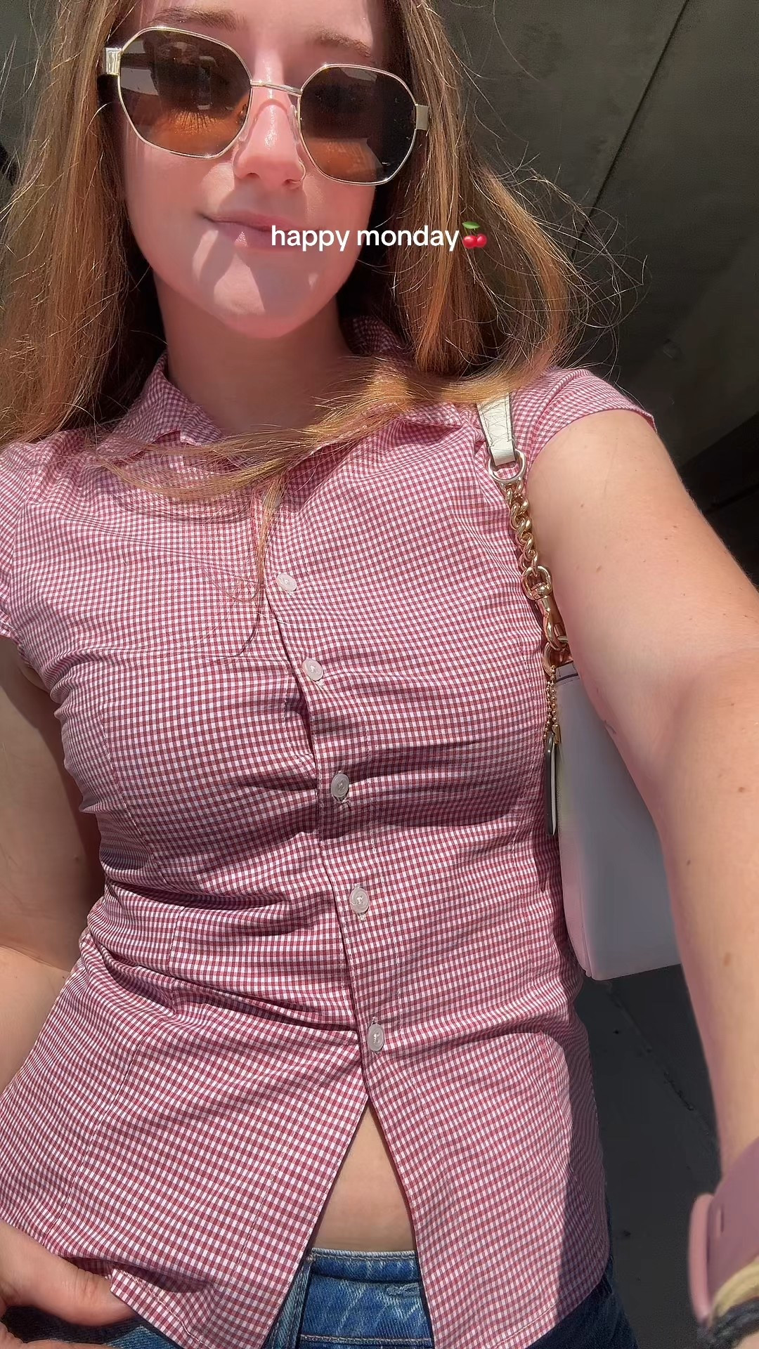 best lowrise baggy jeans and the cutest plaid top!

#LTKFindsUnder100 #LTKFindsUnder50