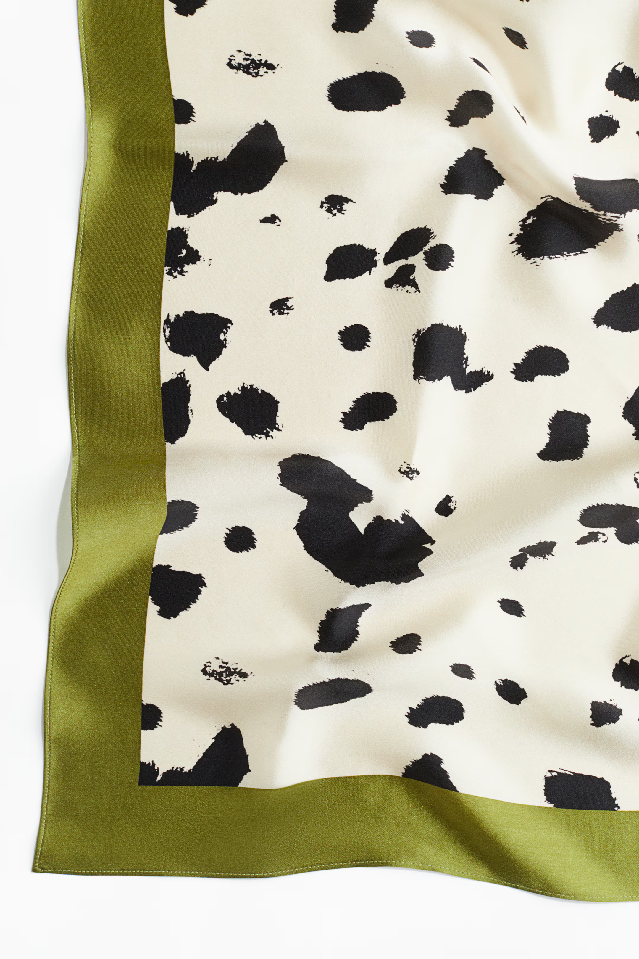 Printed silk scarf - Khaki green/Leopard print - Ladies | H&M GB | H&M (UK, MY, IN, SG, PH, TW, HK)
