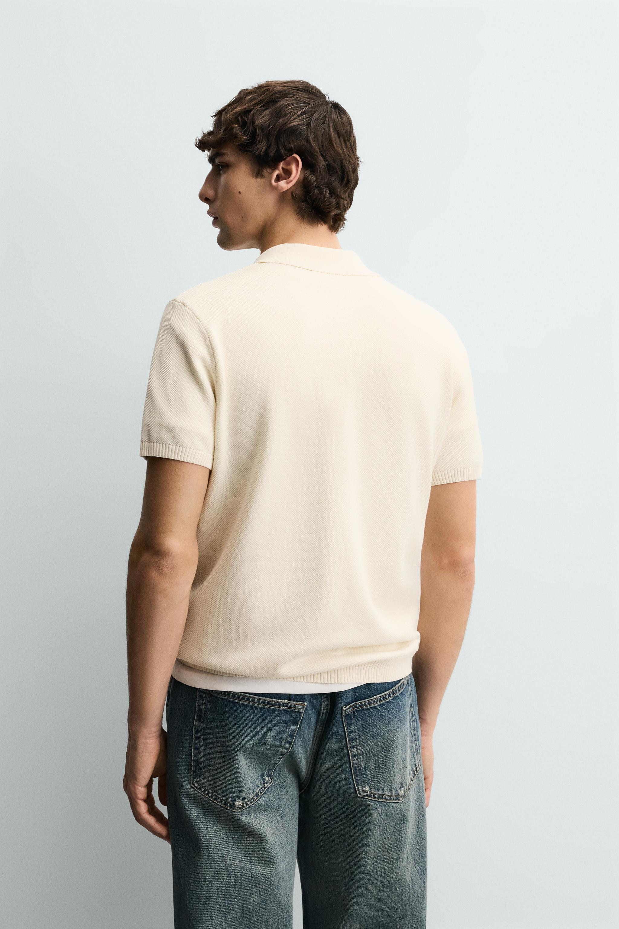 BeschreibungFarbeMaterialzusammensetzungMa\u00dfeGr\u00f6\u00dfe des Models: 188 cmPoloshirt in R... | Zara DE