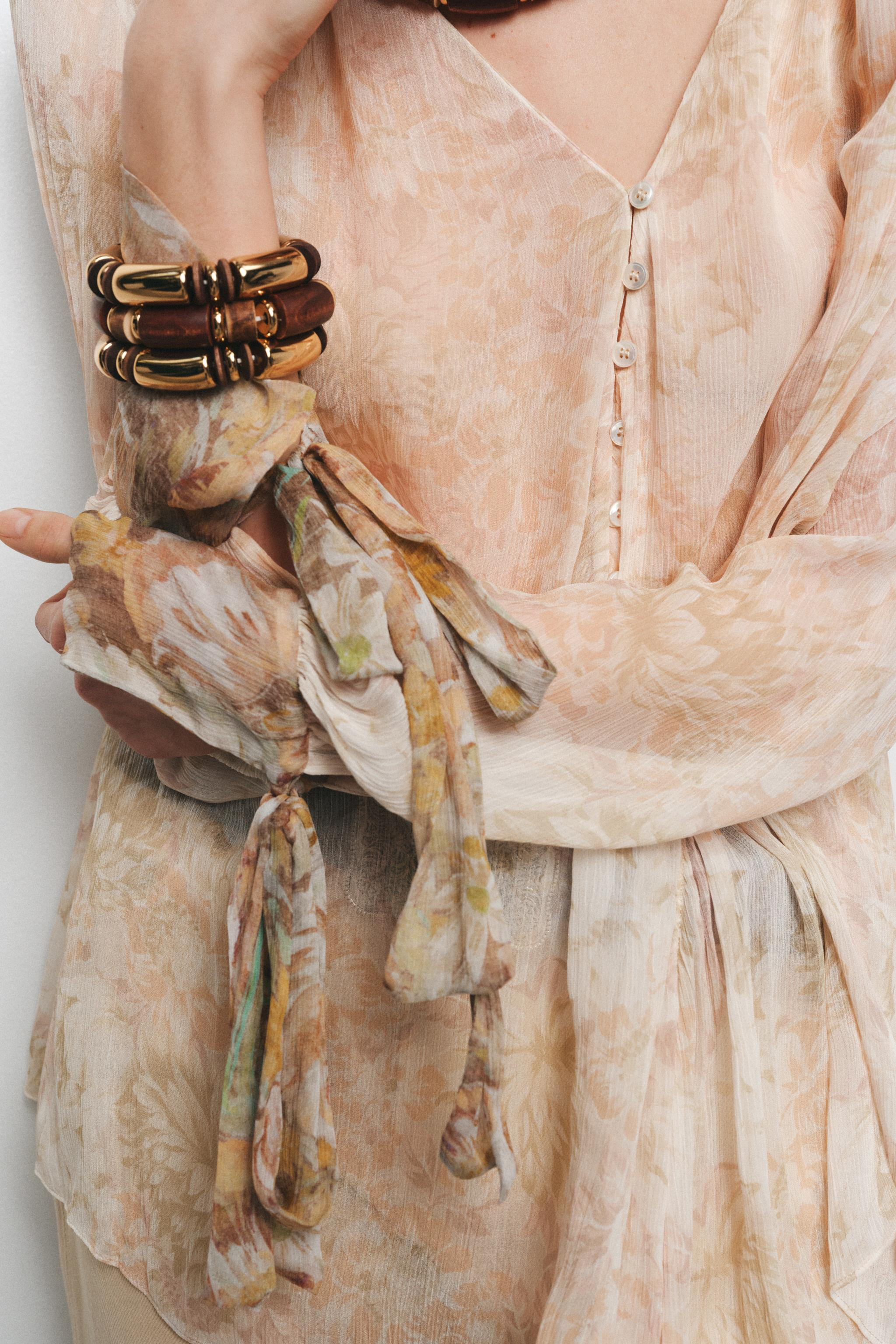 3-PACK OF ELASTIC WOOD BRACELETS | Zara US