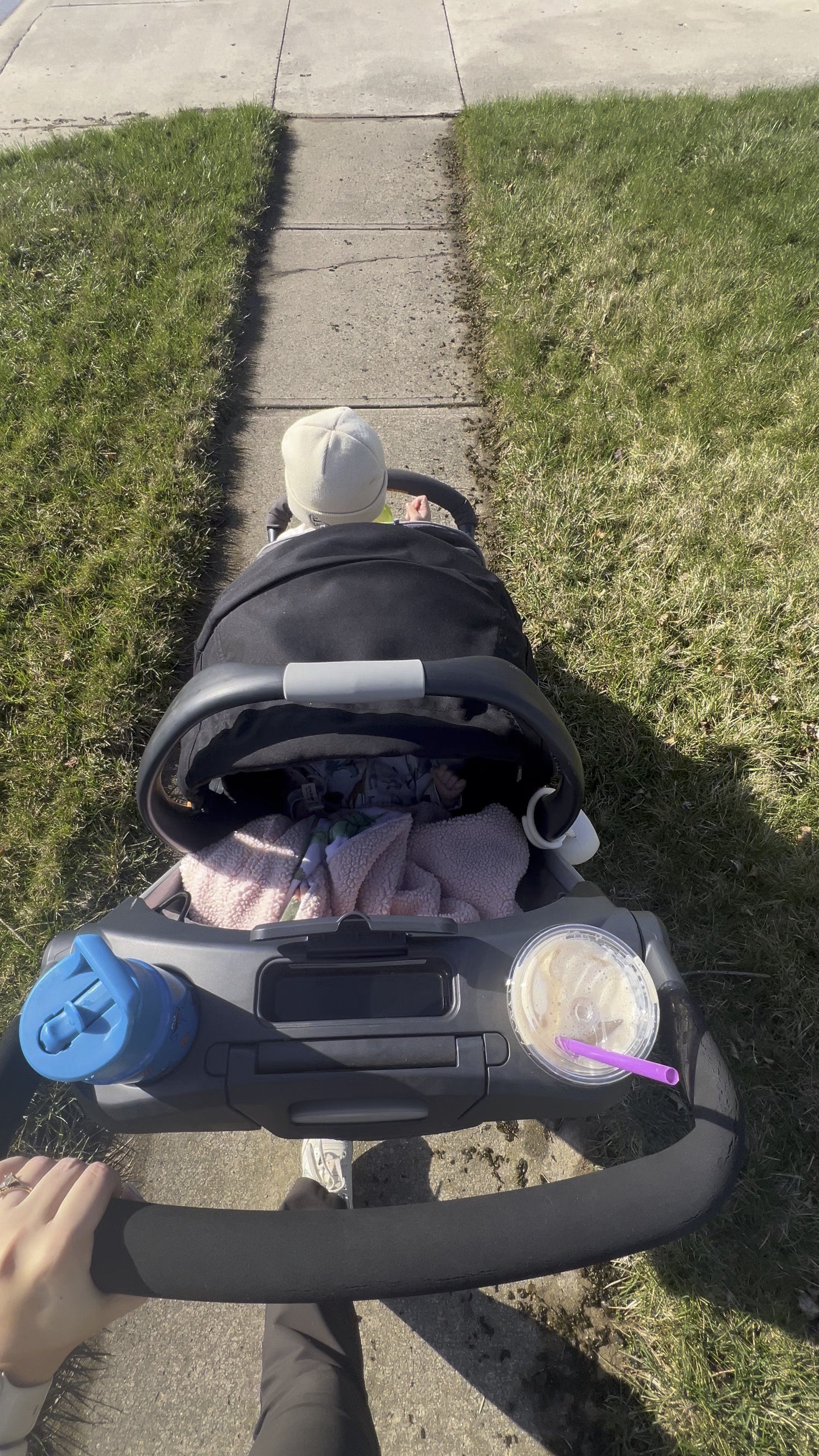 Double stroller 🙏🏼 for my two under two

#LTKkids #LTKfamily #LTKbaby