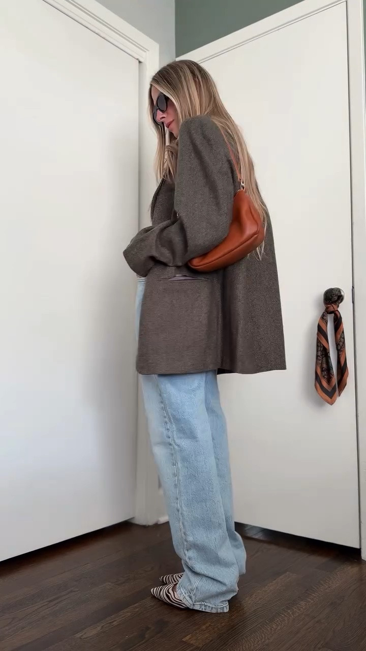 went totally 90’s with giant shoulder pads.

#ootd #styleinspo #effortlessstyle #series

#LTKootd