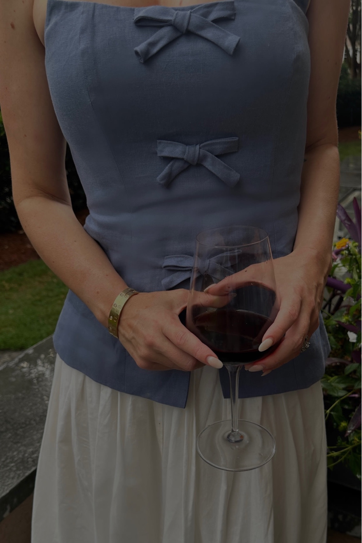 linen bow top & midi skirt 

#LTKParties #LTKSummerSales #LTKSeasonal