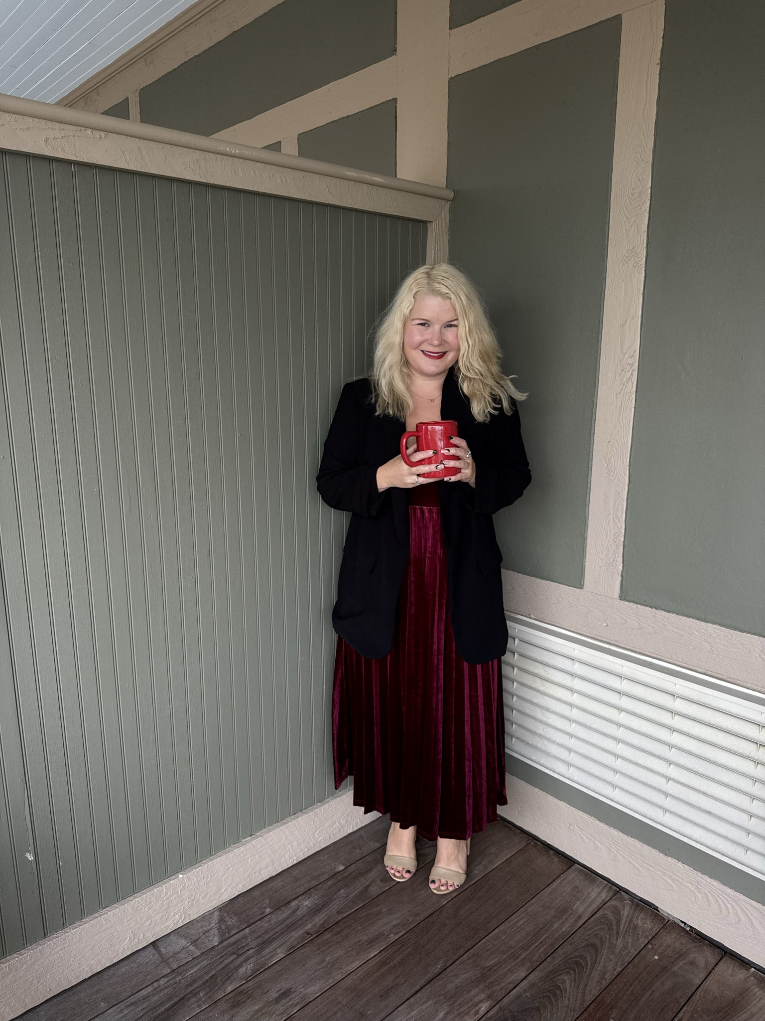  Valentine’s Day is a month away and velvet is one of my go tos for a romantic date night look. 

#LTKWedding #LTKPetite #LTKootd