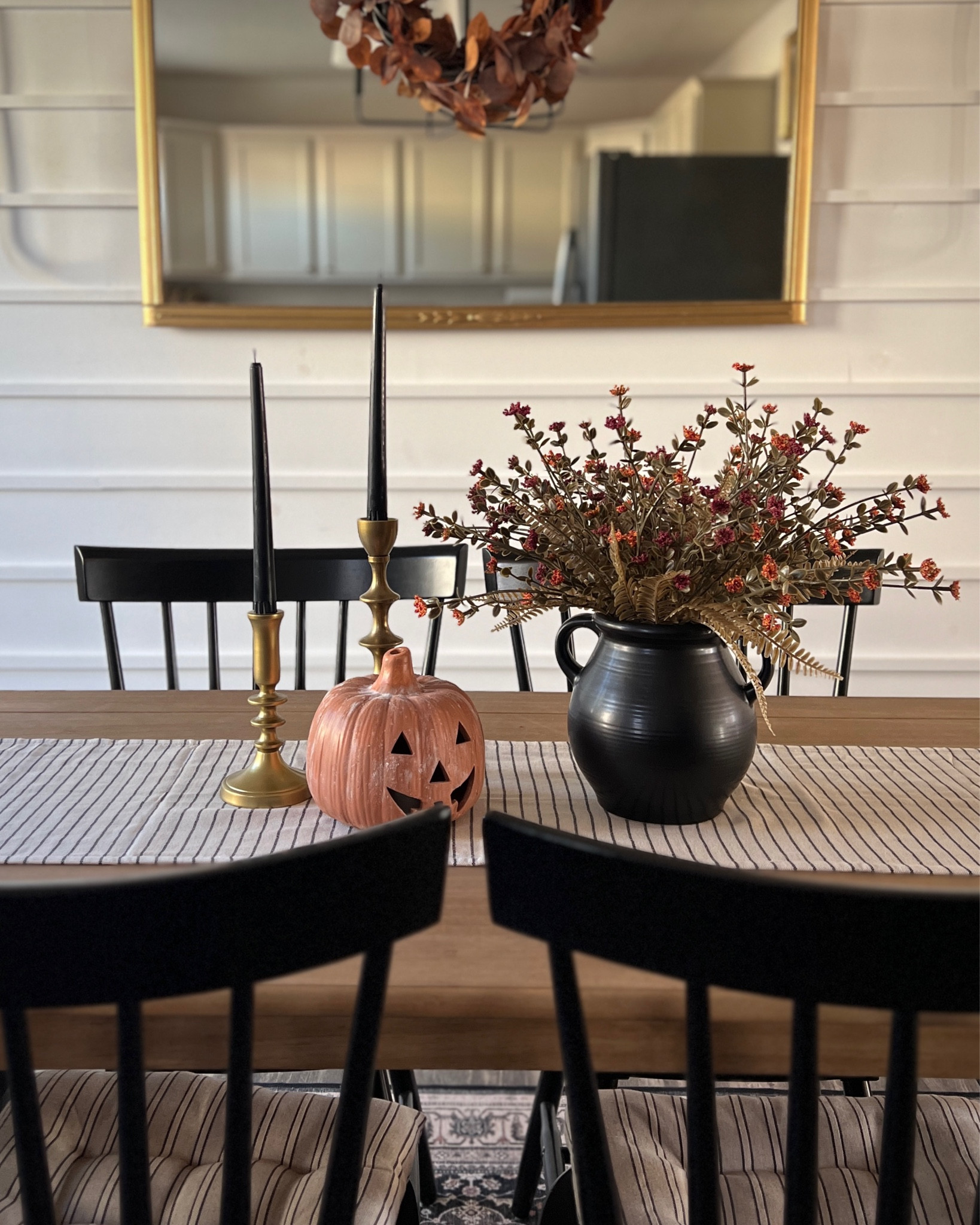 Halloween tablescape, but make it feel vintage 🎃

halloween fall autumn spooky seasonal decorations dining table aesthetic cottage vintage neutral home decor design styling interior ideas inspo

#LTKSeasonal #LTKHalloween #LTKhome