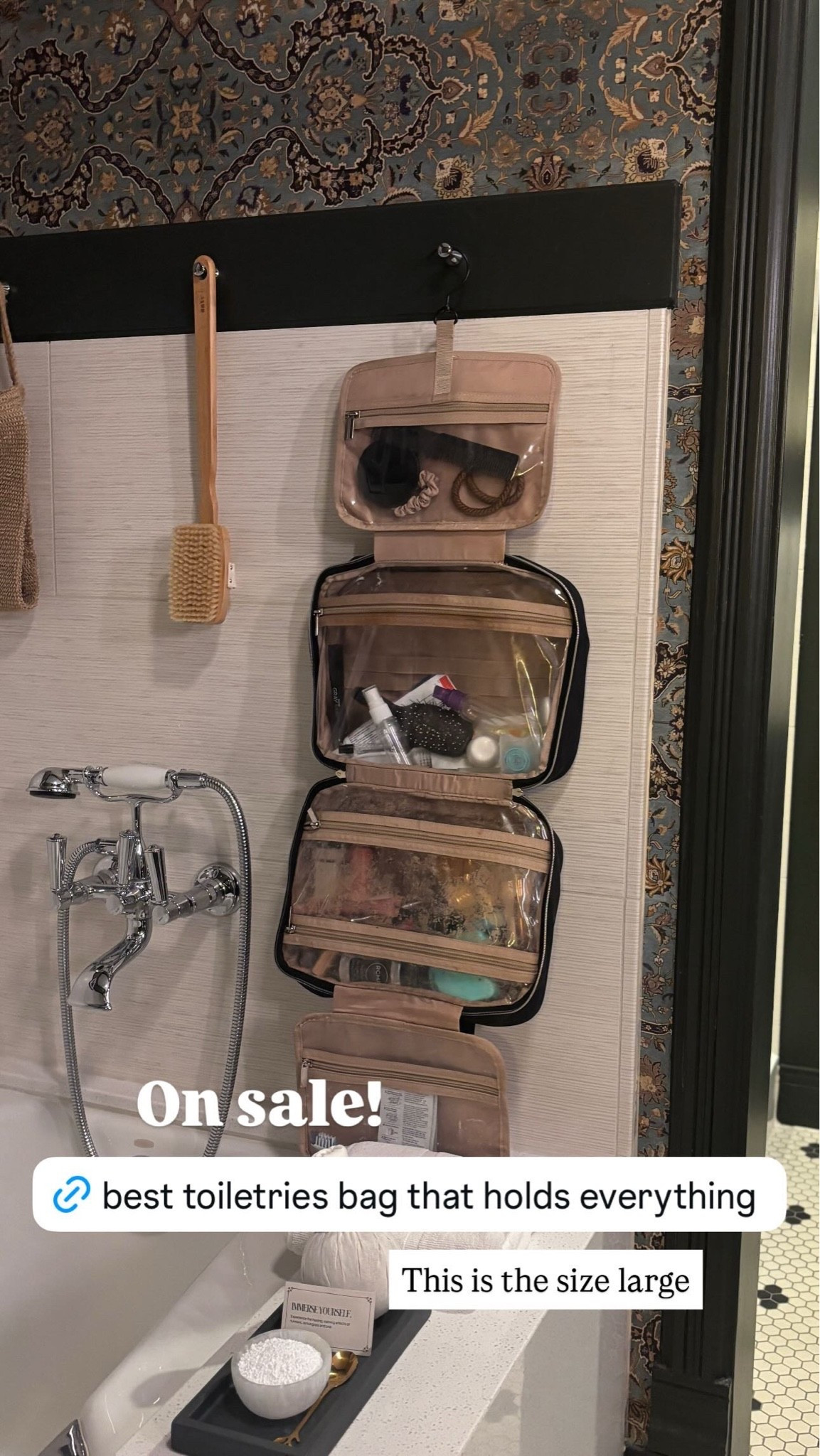 My favorite travel, toiletries bag! This is the size large.