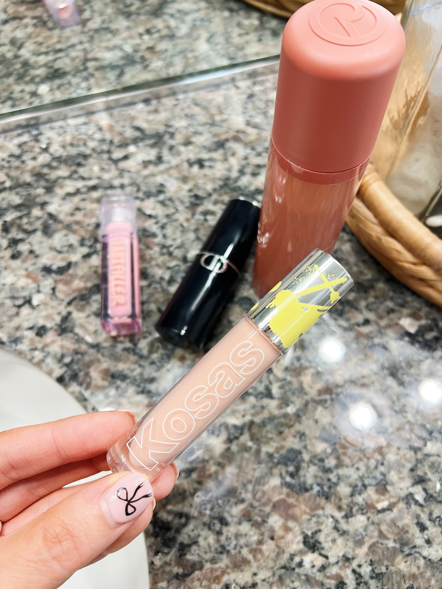 New Kosas corrector is AMAZING! I use shade ILLUSION 👏🏻

#LTKBeauty #LTKFindsUnder50 #LTKSeasonal