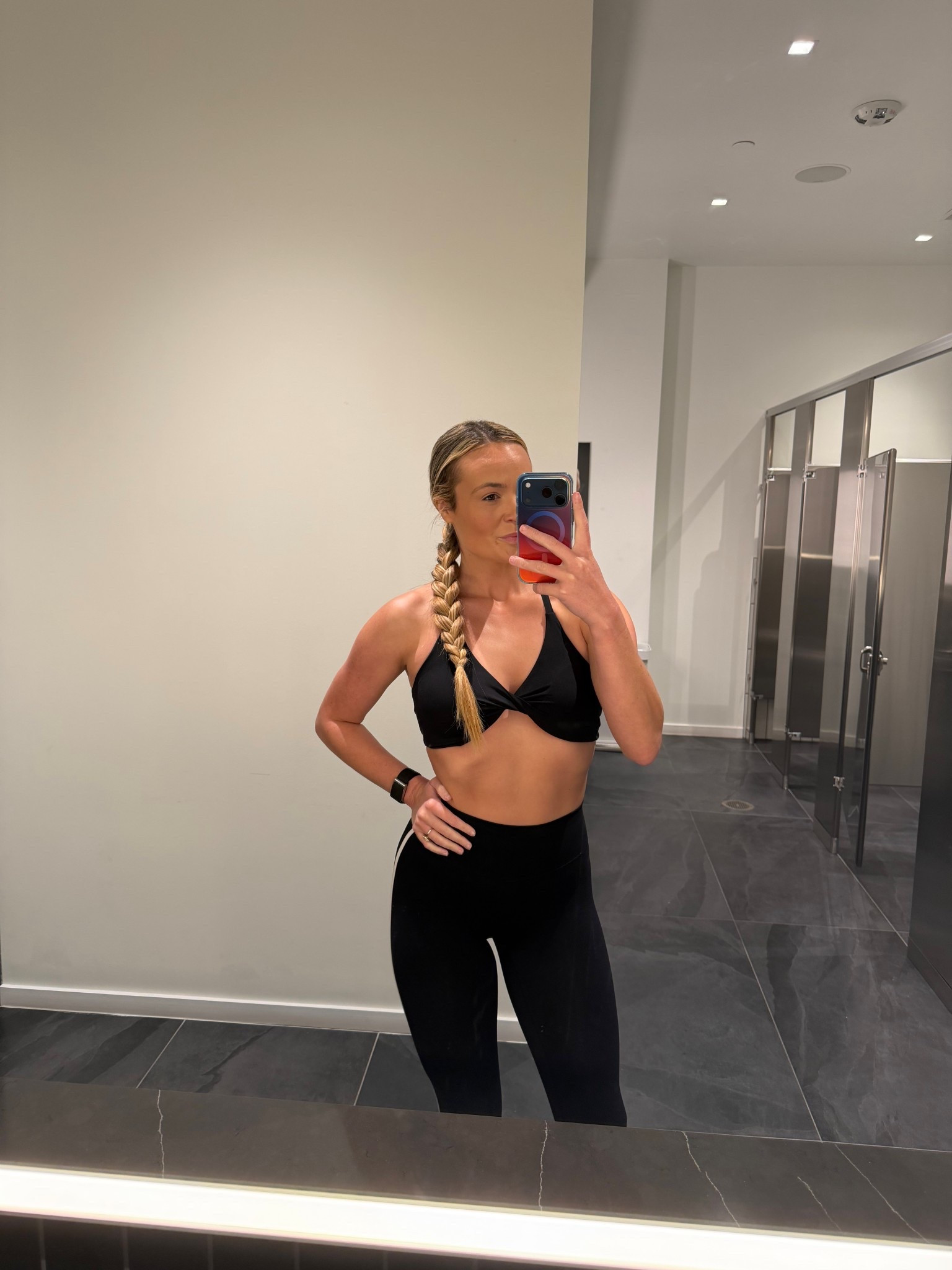 Another workout set I’m loving! Favorite leggings for strength workouts.

#amazon #pavoi #workout #matchingset #dealalert #sale

#LTKSaleAlert #LTKfitnessgoals #LTKFindsUnder50