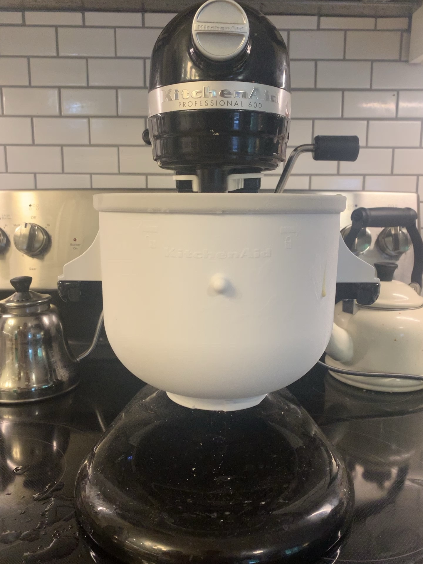 Kitchenaid professional 600 ice cream online maker