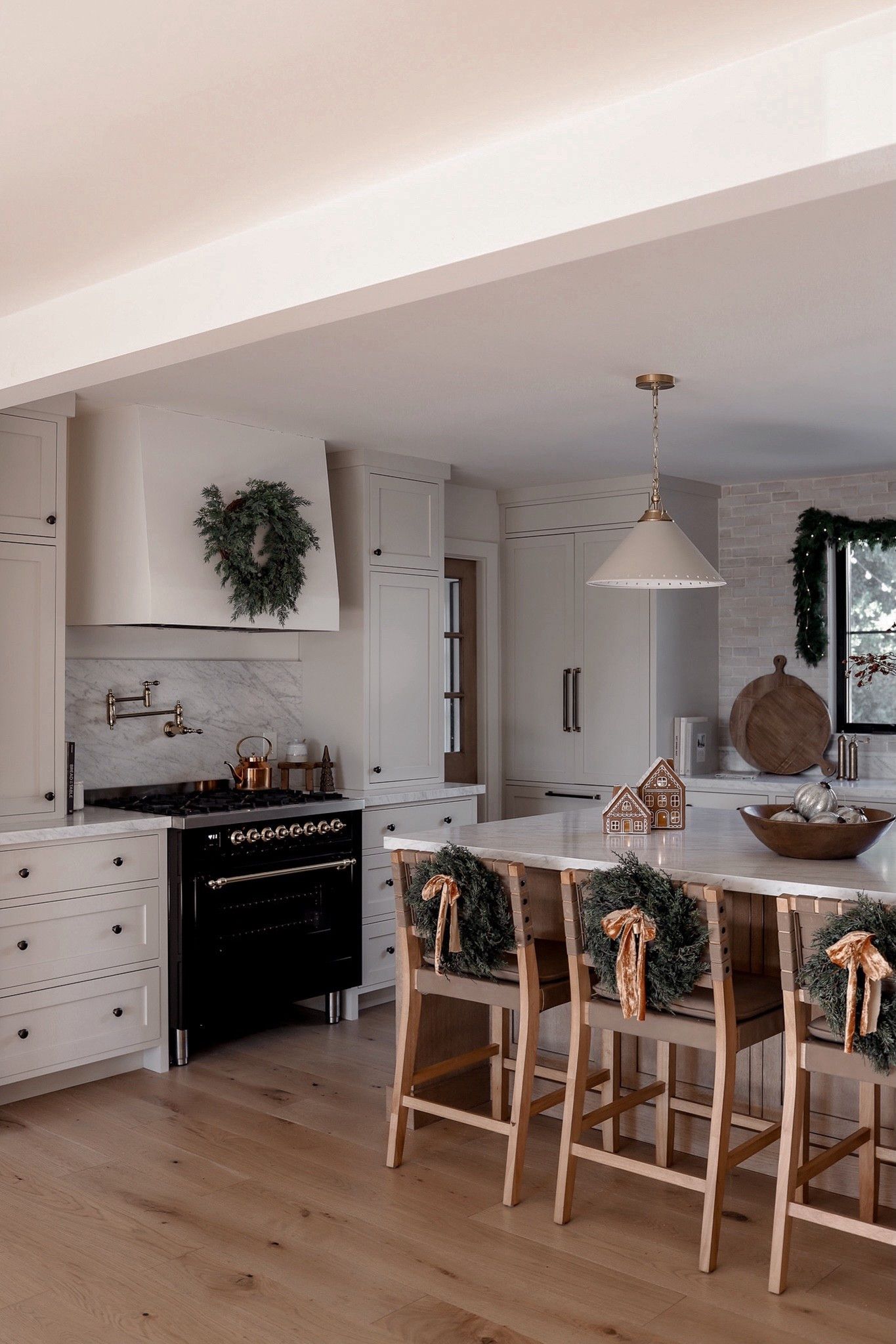 Shop my Christmas kitchen! 

#LTKSeasonal #LTKHome