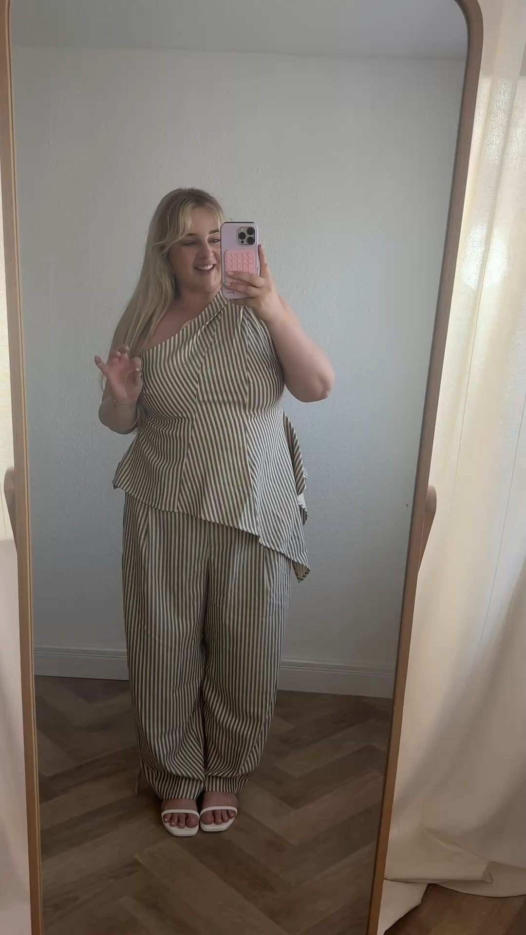 Zweiteiler 👀

#LTKFashionMonth #LTKplussize #LTKeurope