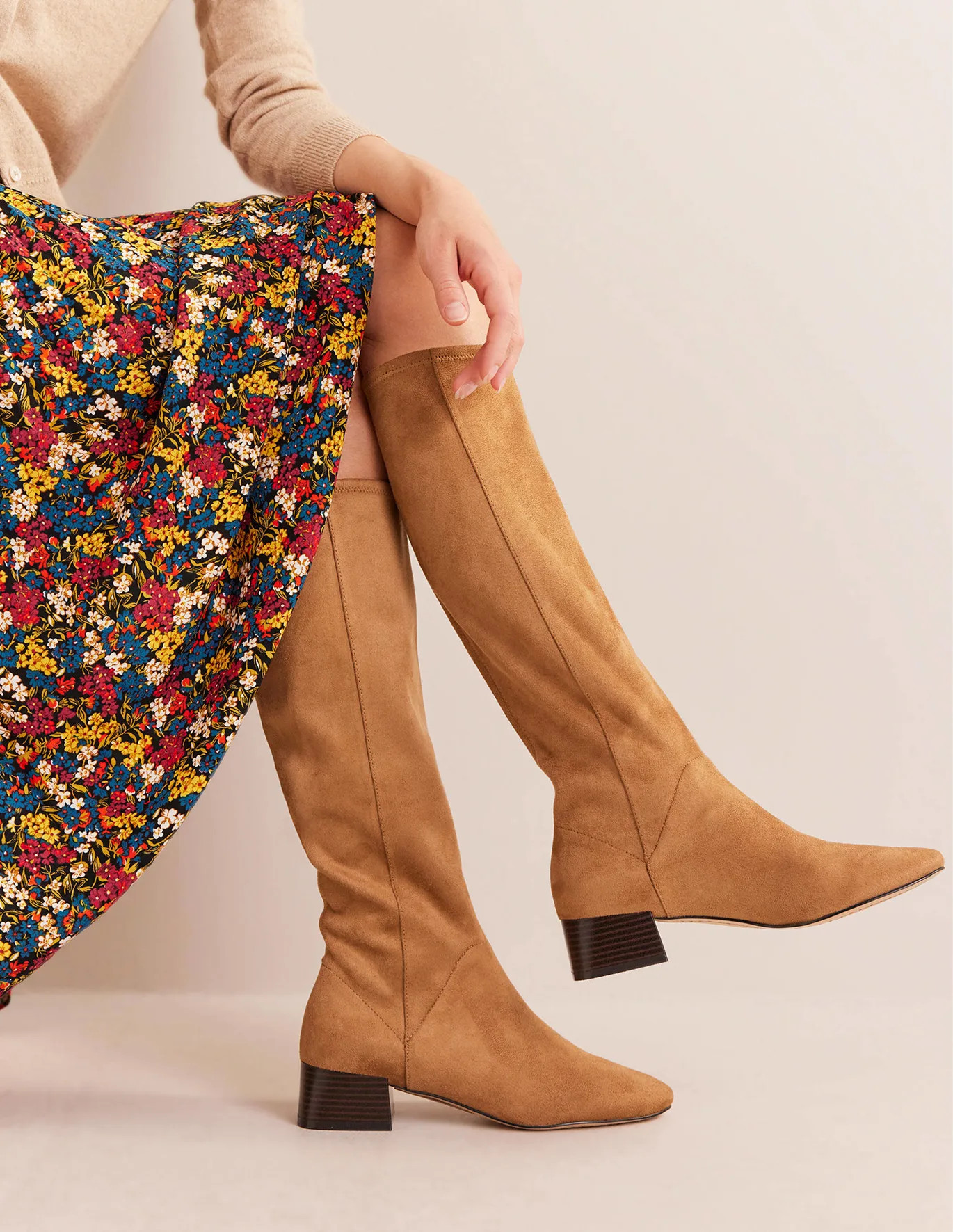 Cara Flat Stretch Knee Boots - Acorn | Boden (UK & IE)