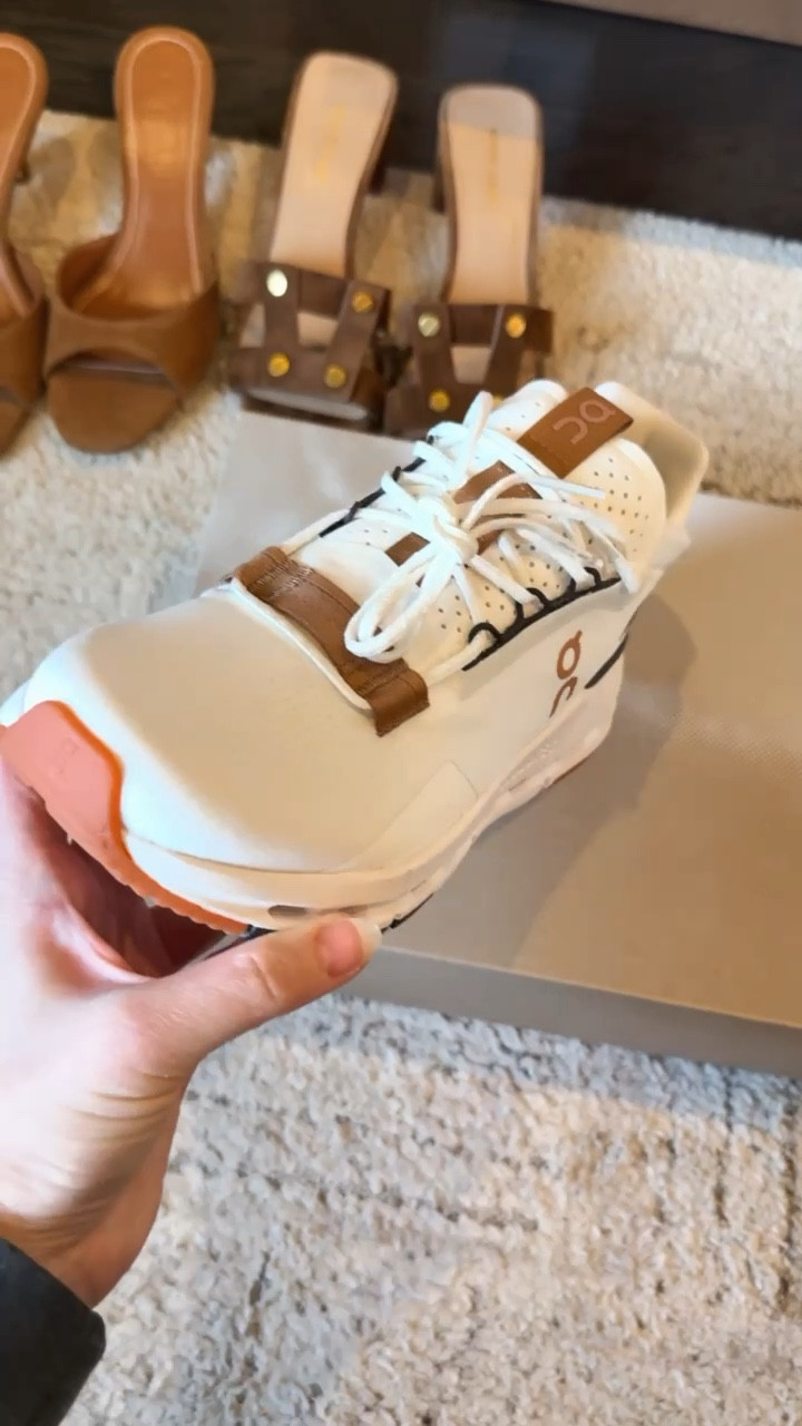 ON Running
Sneakers 

#LTKfitnessgoals #LTKSeasonal #LTKActive