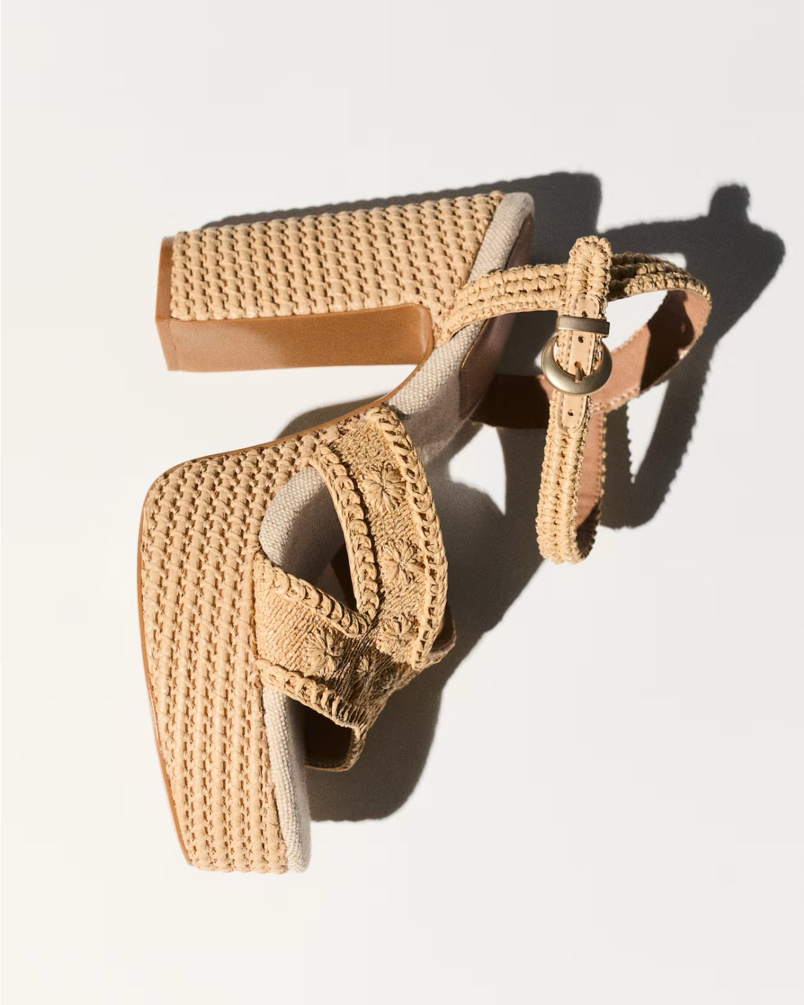 Raffia platform heeled sandals 

#LTKSeasonal