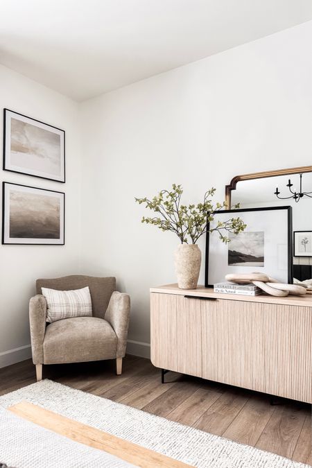 Who doesn’t love a neutral room styling? This console and accent chair complement each other so well!

Home  Home decor  Home decor ideas  Neutral  Neutral home  Minimalist  Console  Accent chair  Guest room  Bedroom inspo

#LTKhome #LTKstyletip #LTKMostLoved