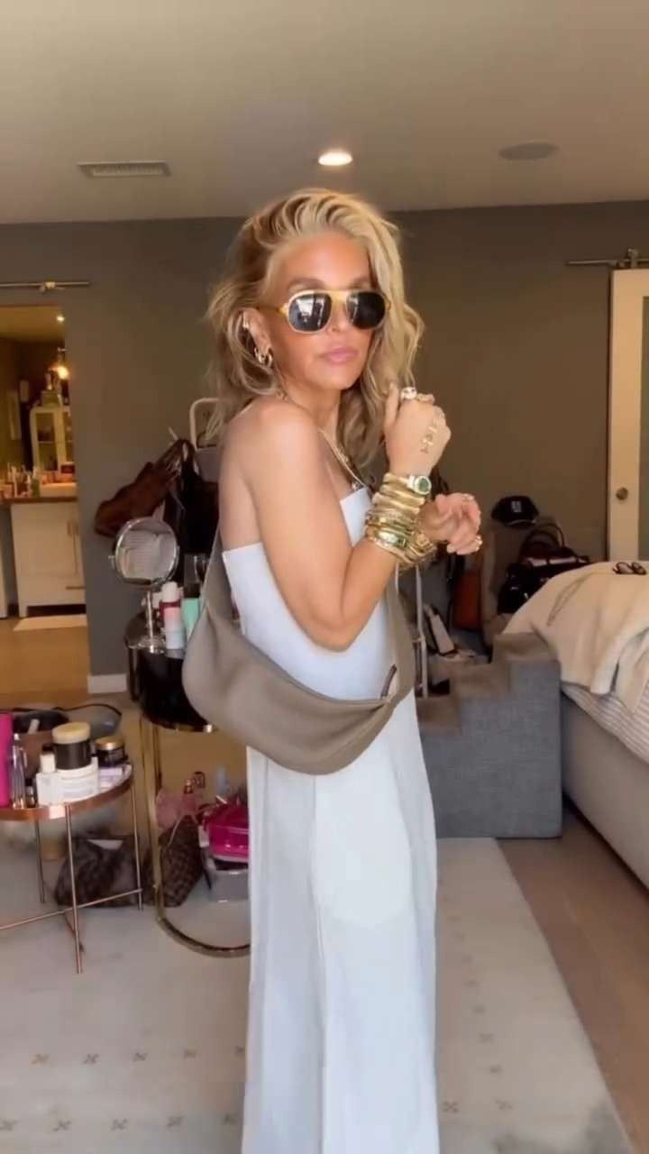 Linen season is here and this tube dress understood the assignment ☁️ Easy for daytime errands, effortlessly elevated for a night out.. yes please! 

 #LTKSeasonal #LTKStyleTip #LTKItBag