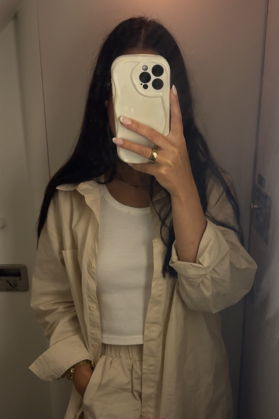 this set for traveling >>>>>

#LTKTravel #LTKStyleTip #LTKSummerSales