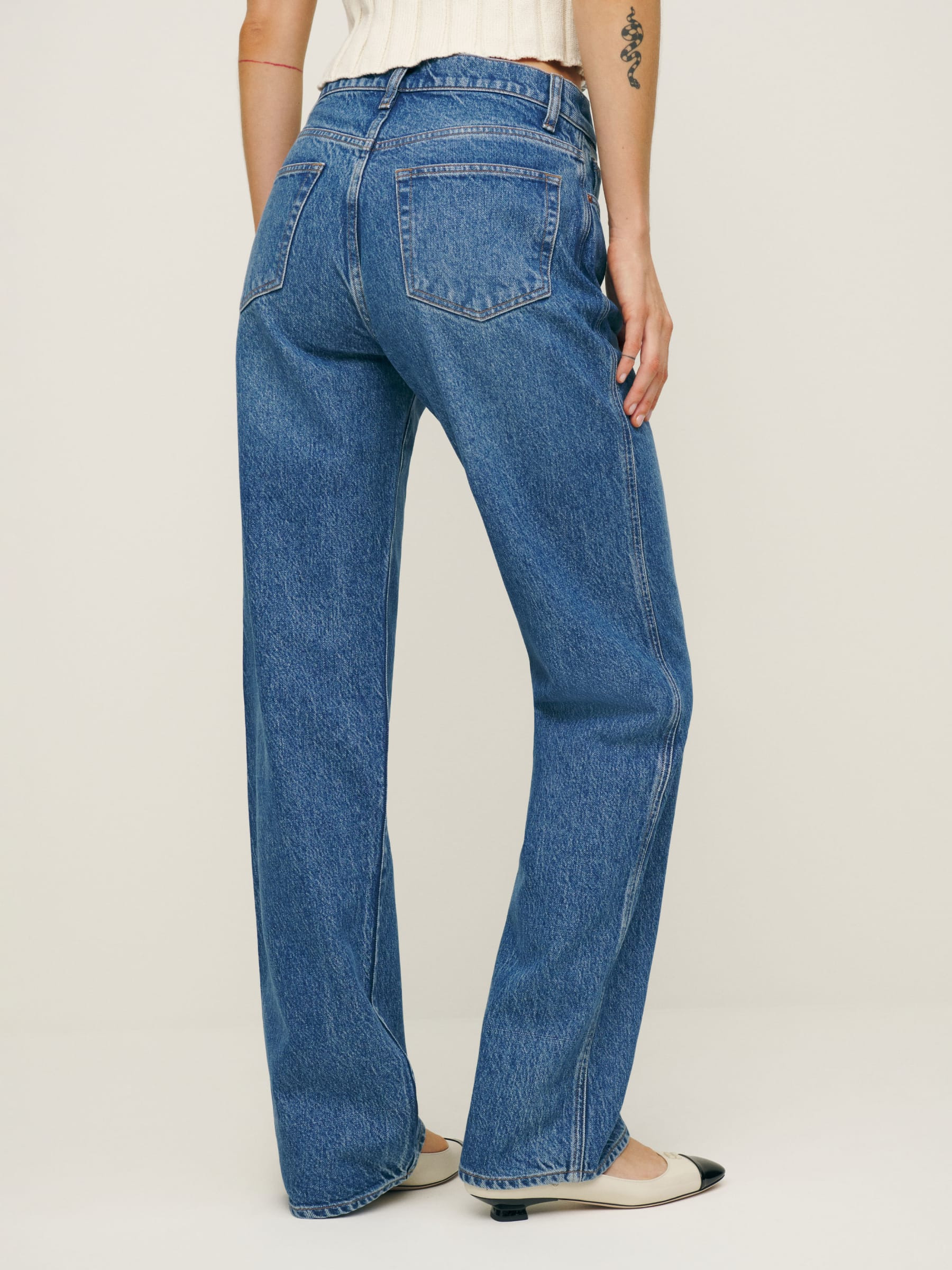 Val 90s Mid Rise Straight Jeans | Reformation (Global)