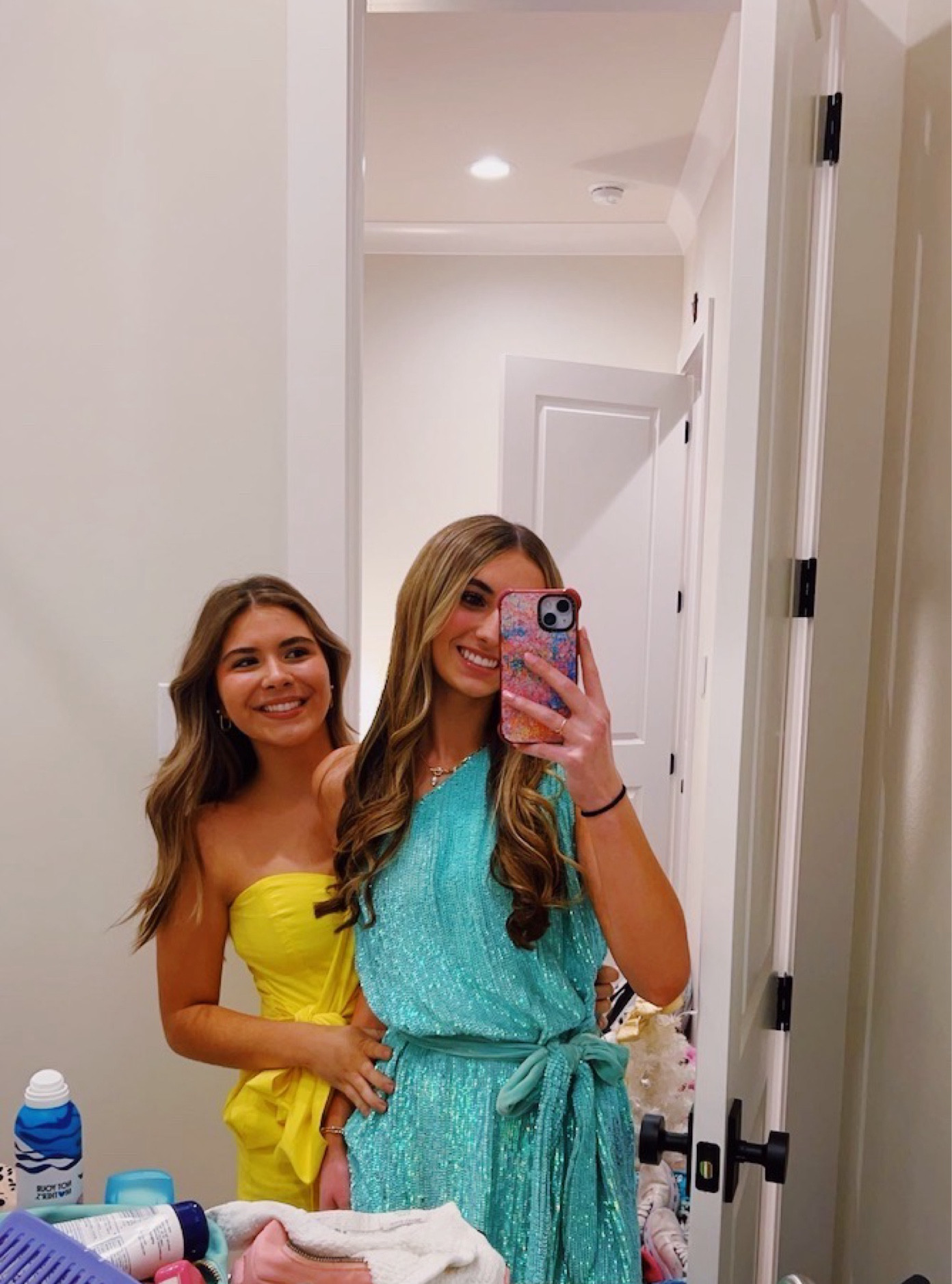 Hoco dresses💛💙