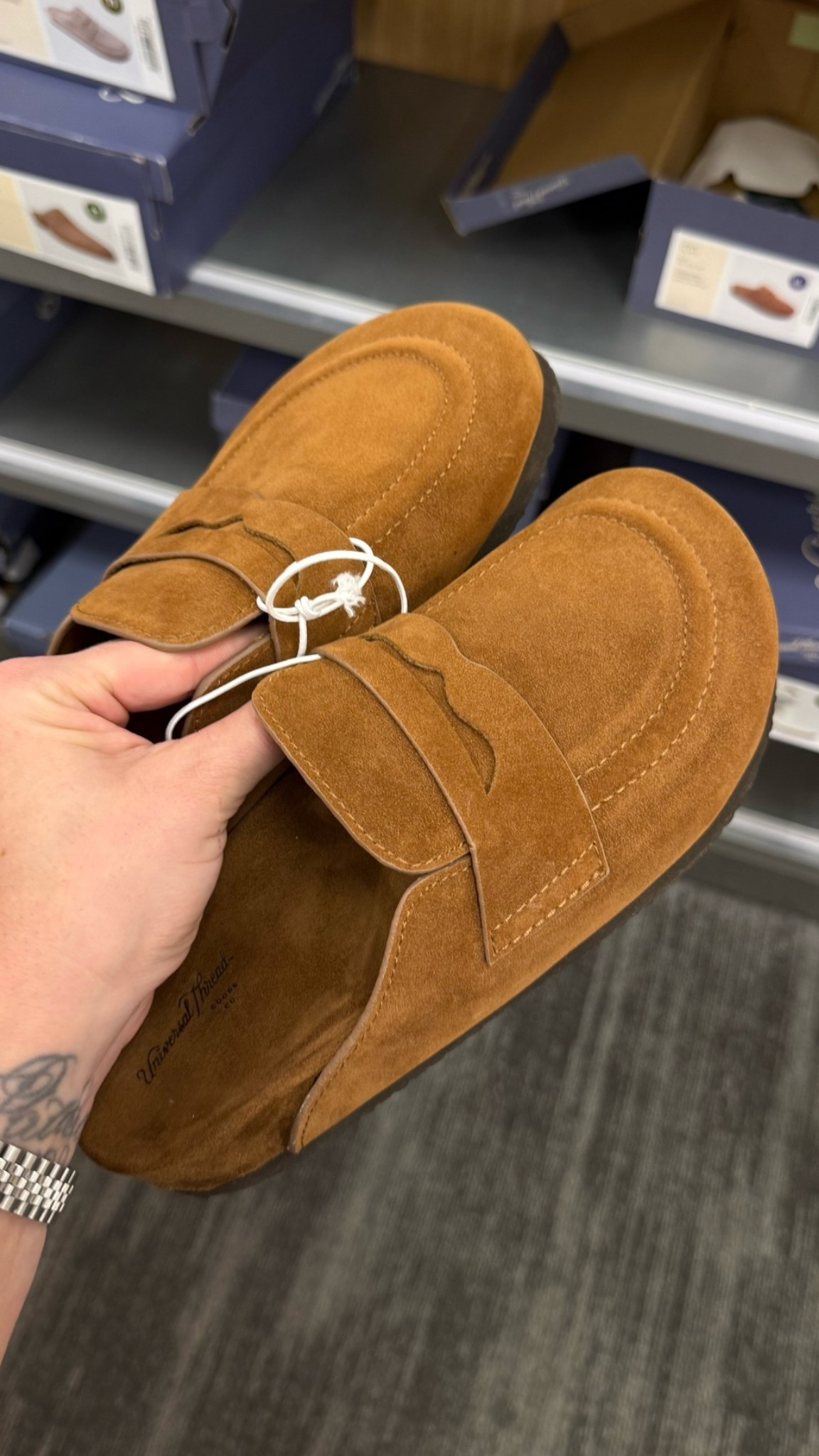 These @Target clogs look SO similar to my Sam Edelman and Birkenstock clogs for about 1/5 of the price

#LTKootd #LTKSeasonal