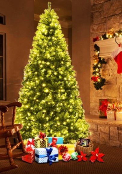 60% off christmas tree!! LOVE ours and especially for that price!! 

 #LTKCyberWeek #LTKHoliday #LTKHome