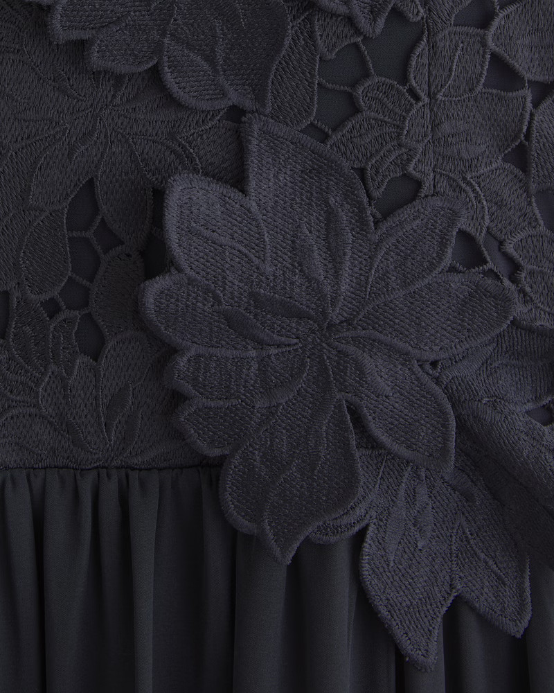 Women's Floral Lace Flowy Maxi Dress | Women's Clearance | Abercrombie.com | Abercrombie & Fitch (US)