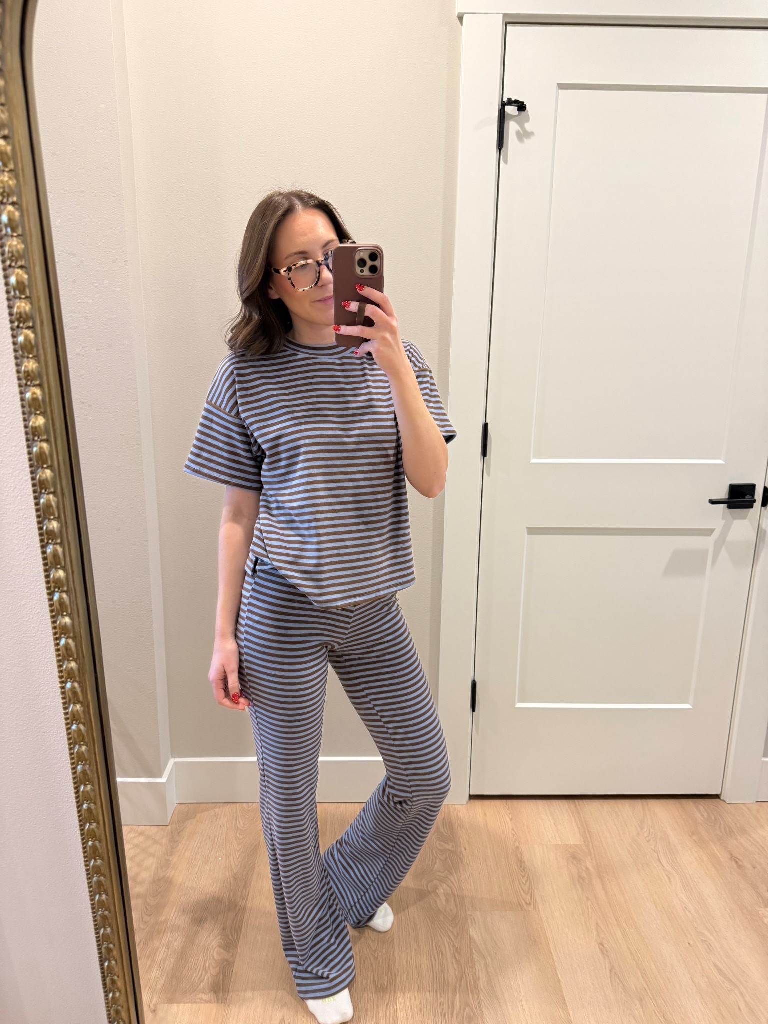 The SOFTEST set! Wearing size small in both! Use code 20ASH for 20% off!

Matching set | striped set | cozy | loungewear | Bohme | discount code 

#LTKmomlife #LTKootd
