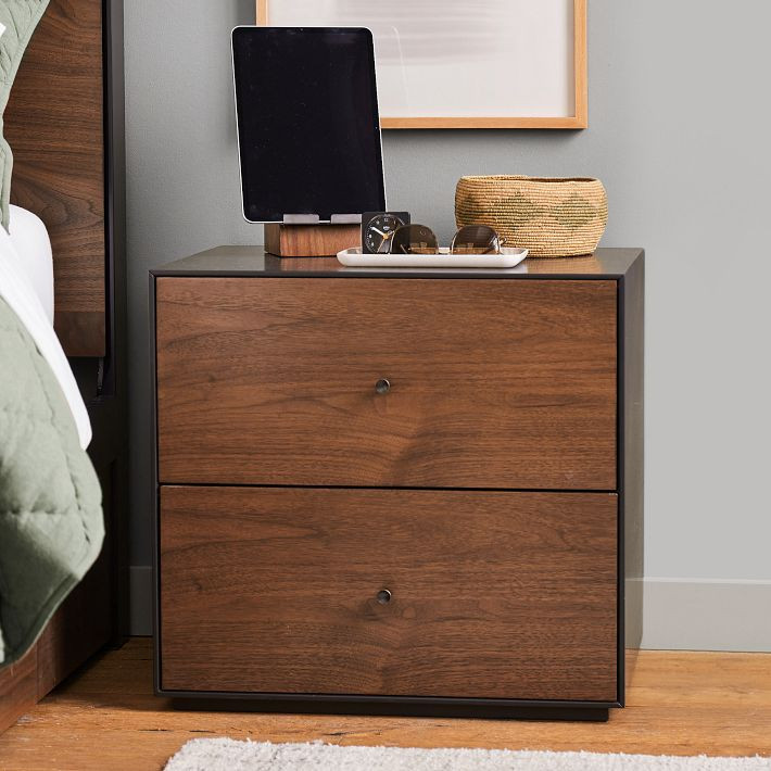 Ezra Nightstand (21.5") | Pottery Barn Teen