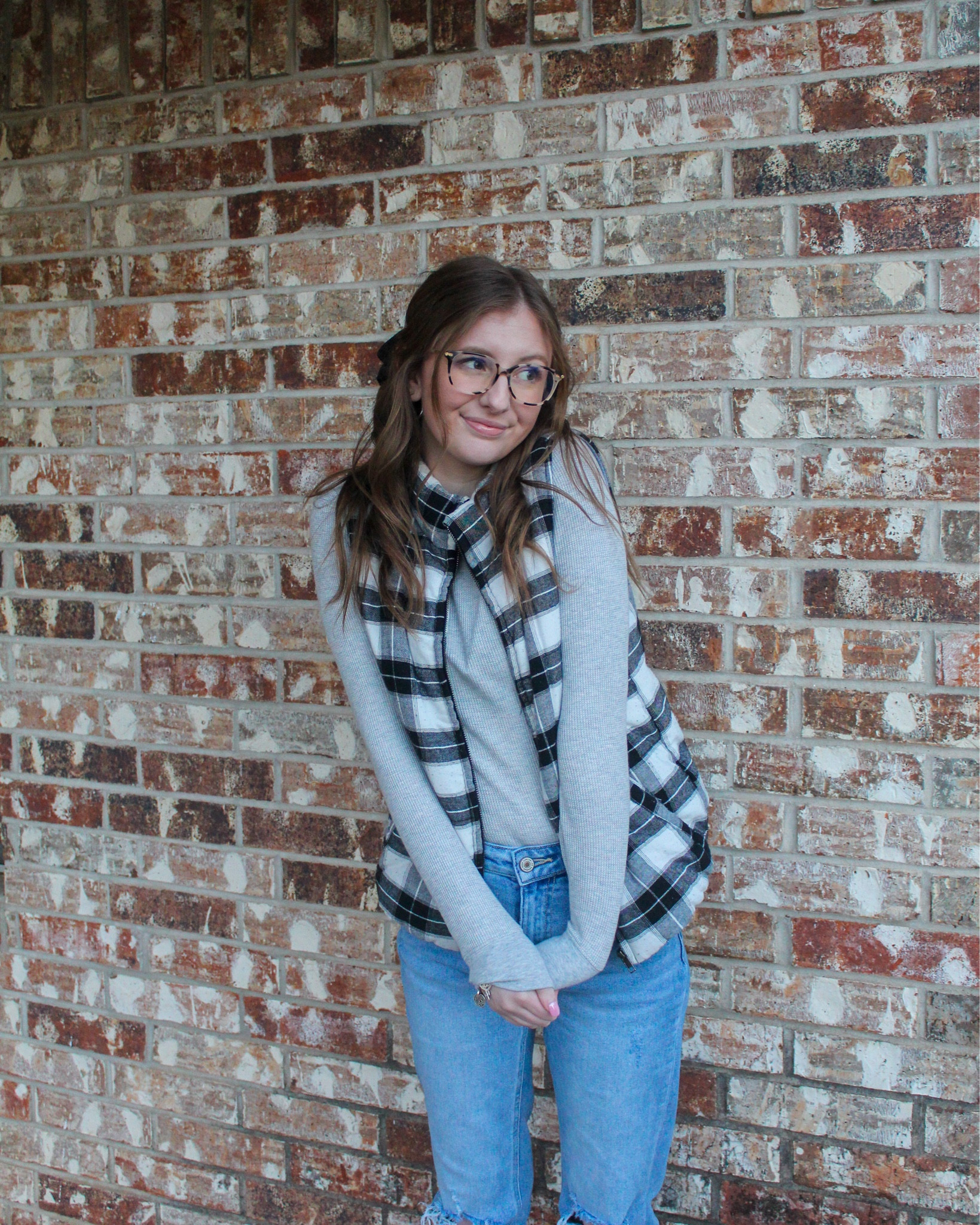 I am in love with this waffle knit bodysuit! The heather gray is almost out of stock but the other colors have sizes available. It’s a great winter basic and it’s prefect for layering! 

Bodysuit, basics, waffle knit, Abercrombie jeans, Abercrombie, winter fashion, casual outfit 

#LTKSeasonal #LTKover40