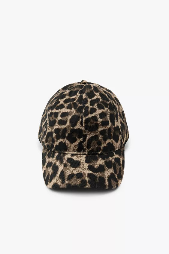 ANIMAL PRINT TWILL CAP | Zara US