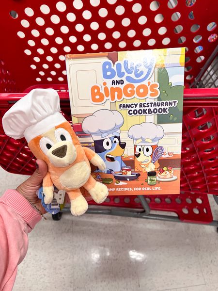 #ad I know we all LOVE Bluey right now and I just found the cutest little cookbook at @Target! It’s so fun and perfect for your Bluey fanatic to enjoy with you in the kitchen! This spiral cookbook contains 13 easy and delicious recipes!

#TargetPartner #Target #KidsBooks


#LTKKids #LTKFamily #LTKHome