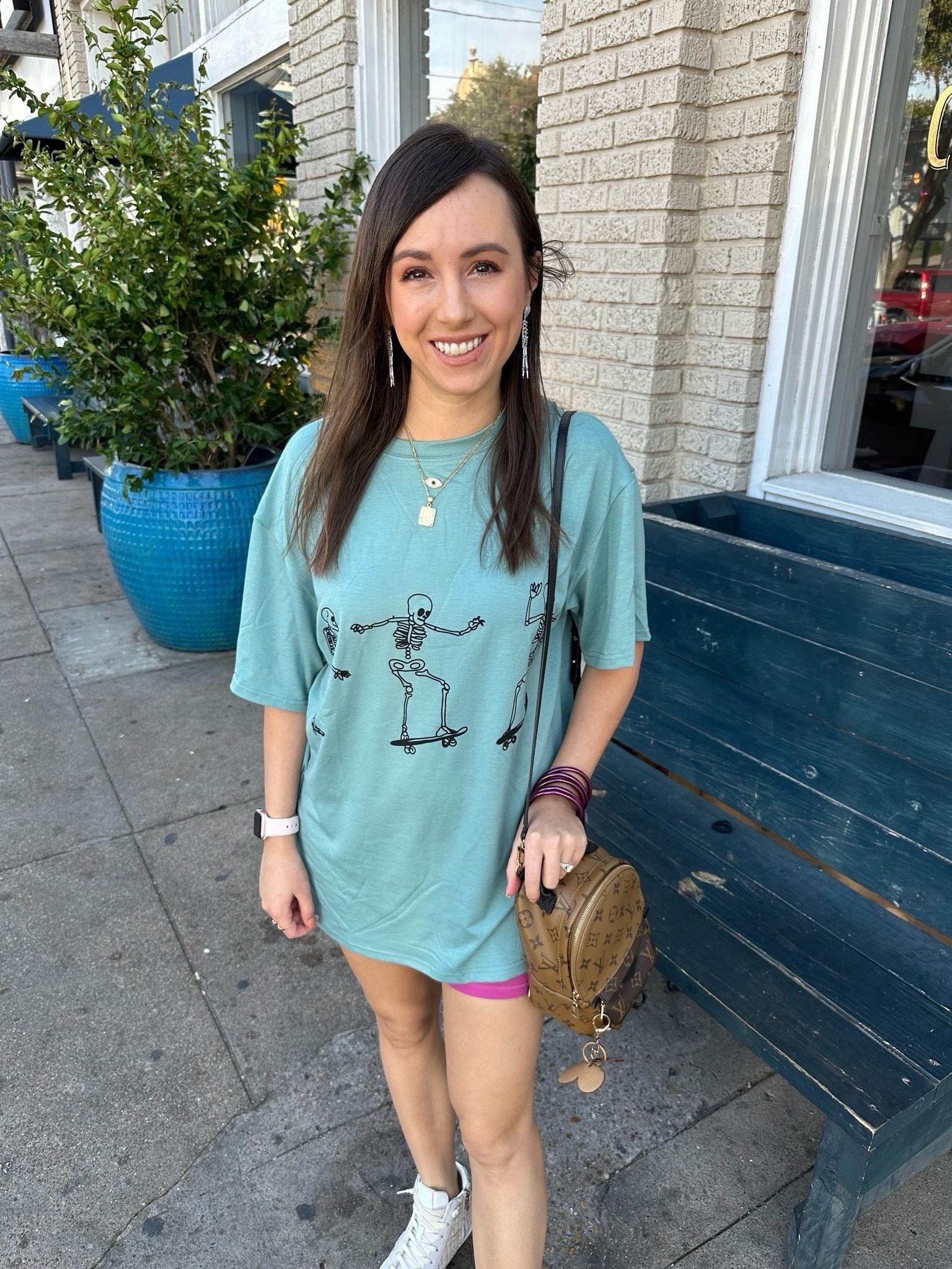 Cutest Amazon oversized tee for Halloween! Comes in so many colors and prints and feels like the urban outfitters oversized tees! Size small tee





#LTKfindsunder100 #LTKstyletip #LTKSeasonal