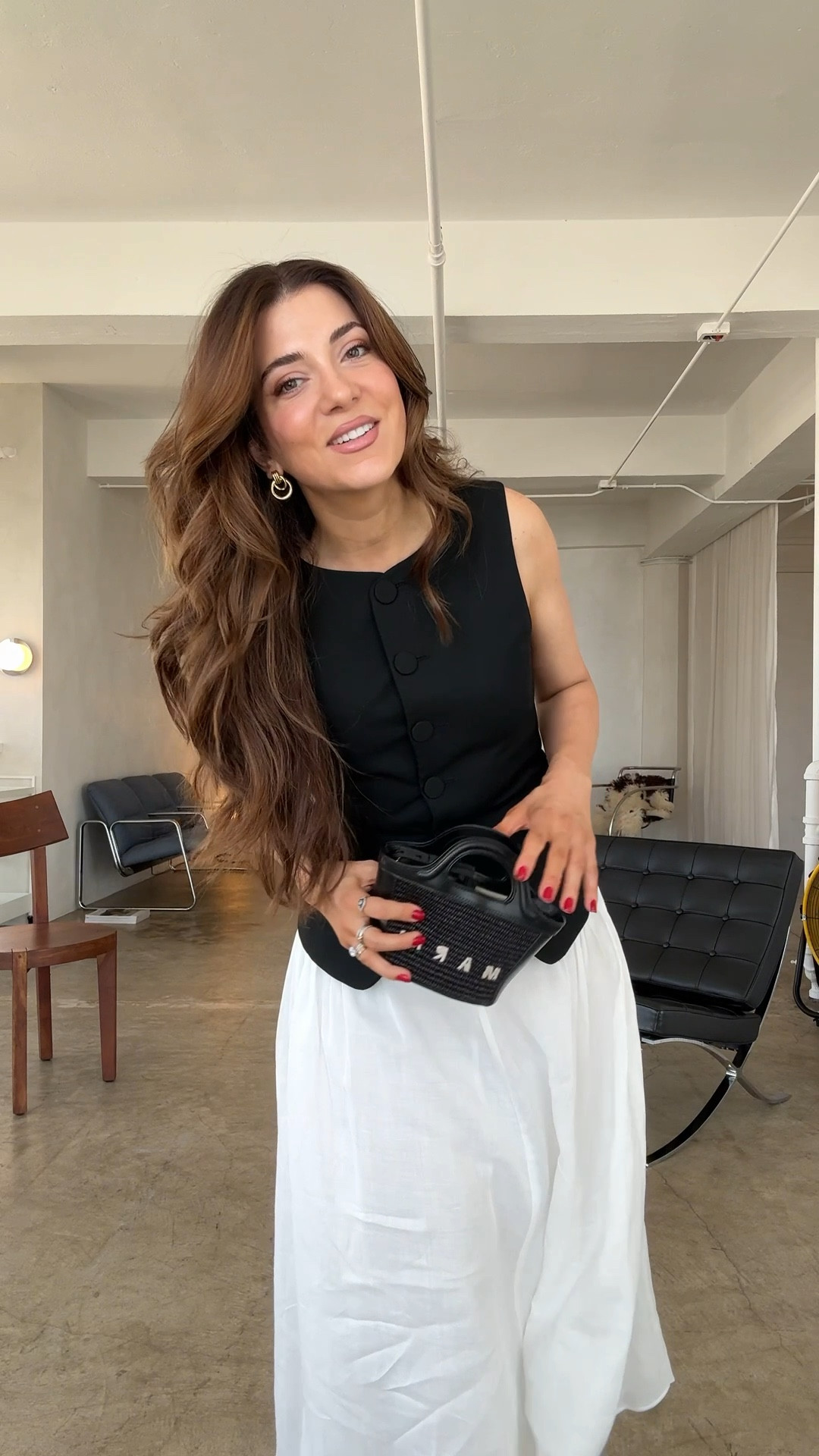 A classic white linen skirt is the perfect summer outfit. I linked a ton of similar options since mine is sold out online.

#LTKWorkwear #LTKFindsUnder100 #LTKSeasonal