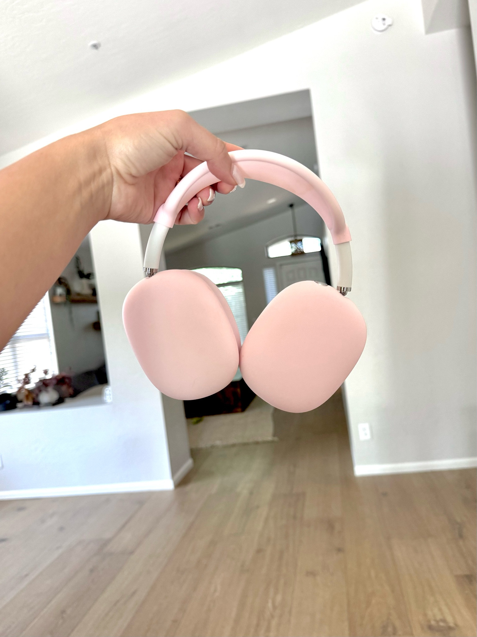 Silicone protective case cover for AirPod Max’s, LOVE 

#LTKsalealert #LTKfindsunder50