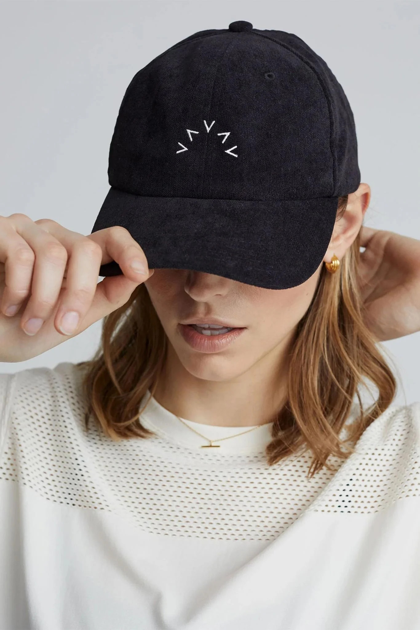 Varley | Franklin Cap - Black | The Sports Edit | The Sports Edit