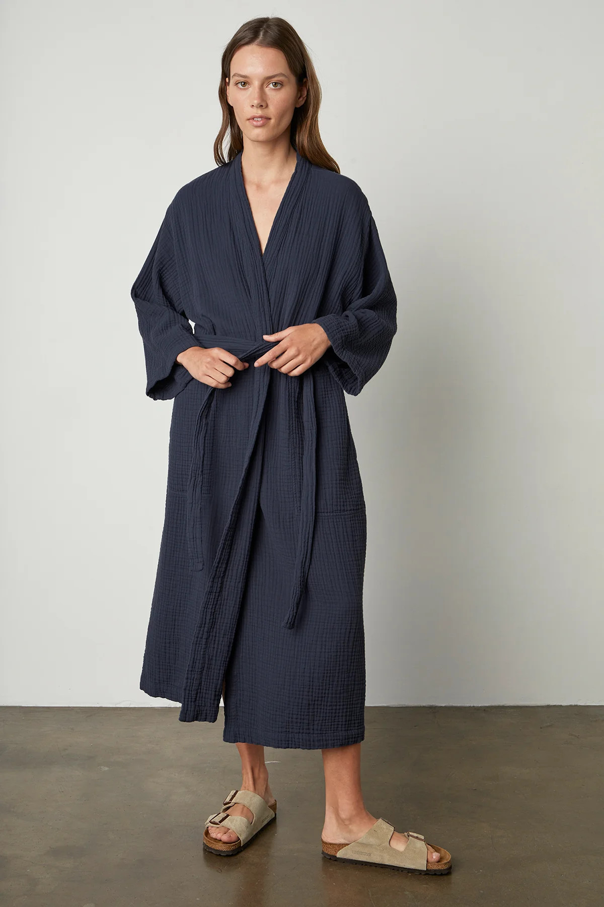 COTTON GAUZE ROBE | Velvet by Graham & Spencer