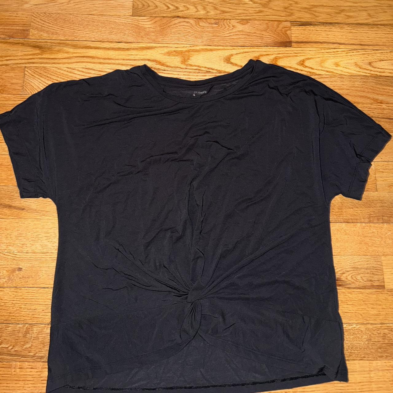 Gap Women's T-shirt - Black/Navy - L | Depop US