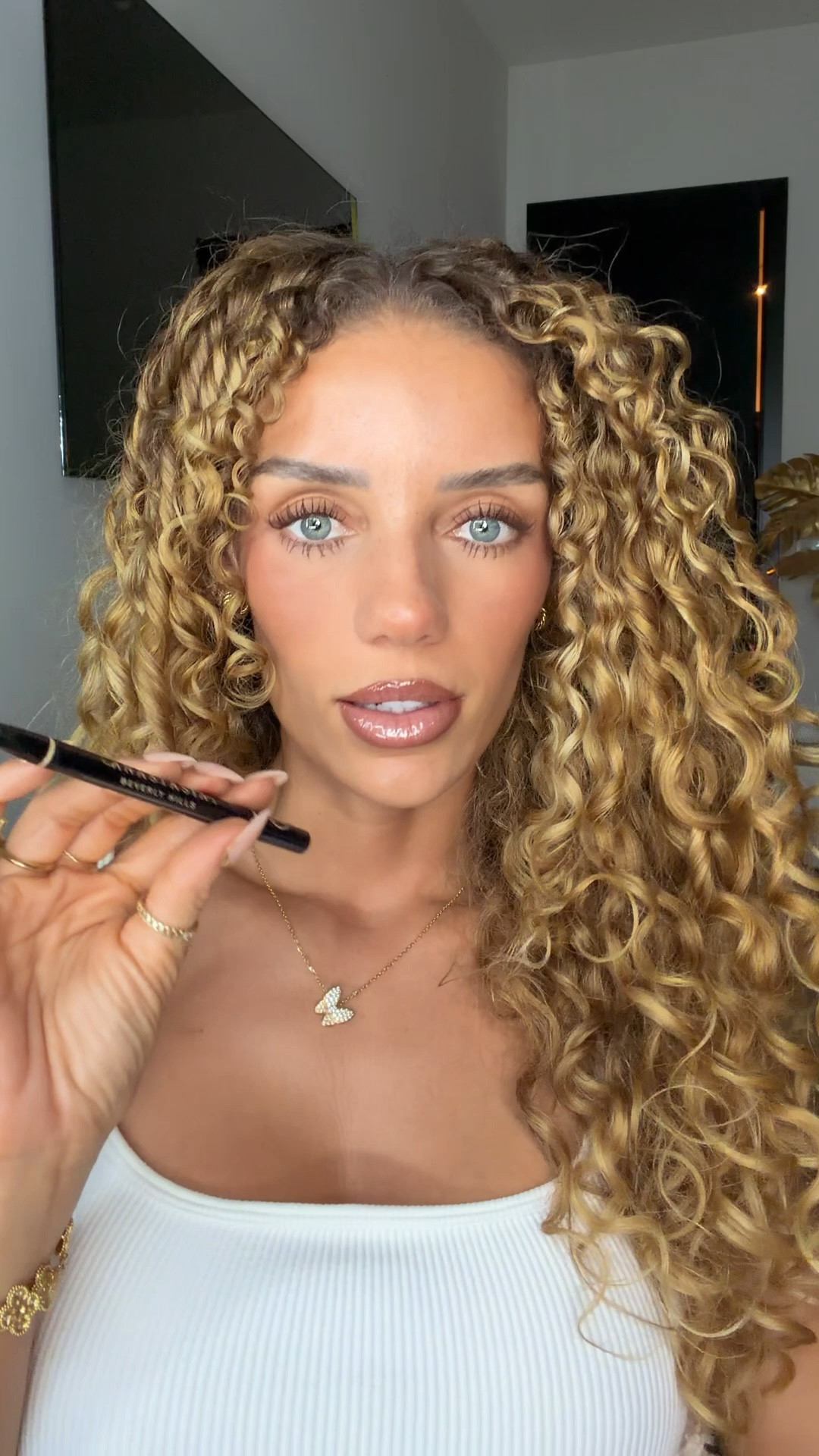 Best brow pencil ! 