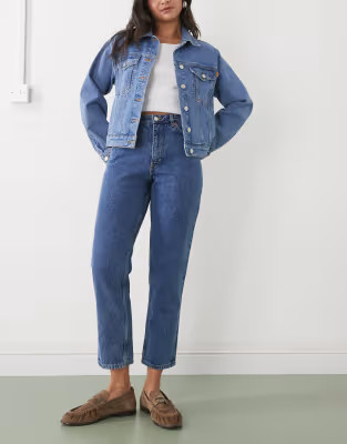 Monki Taiki high waist mom jeans in dark blue | ASOS (Global)