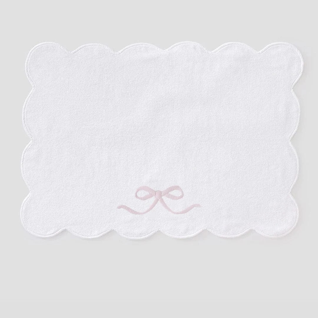 Monogrammed Plush Luxury Bath Mat | Weezie | Weezie Towels
