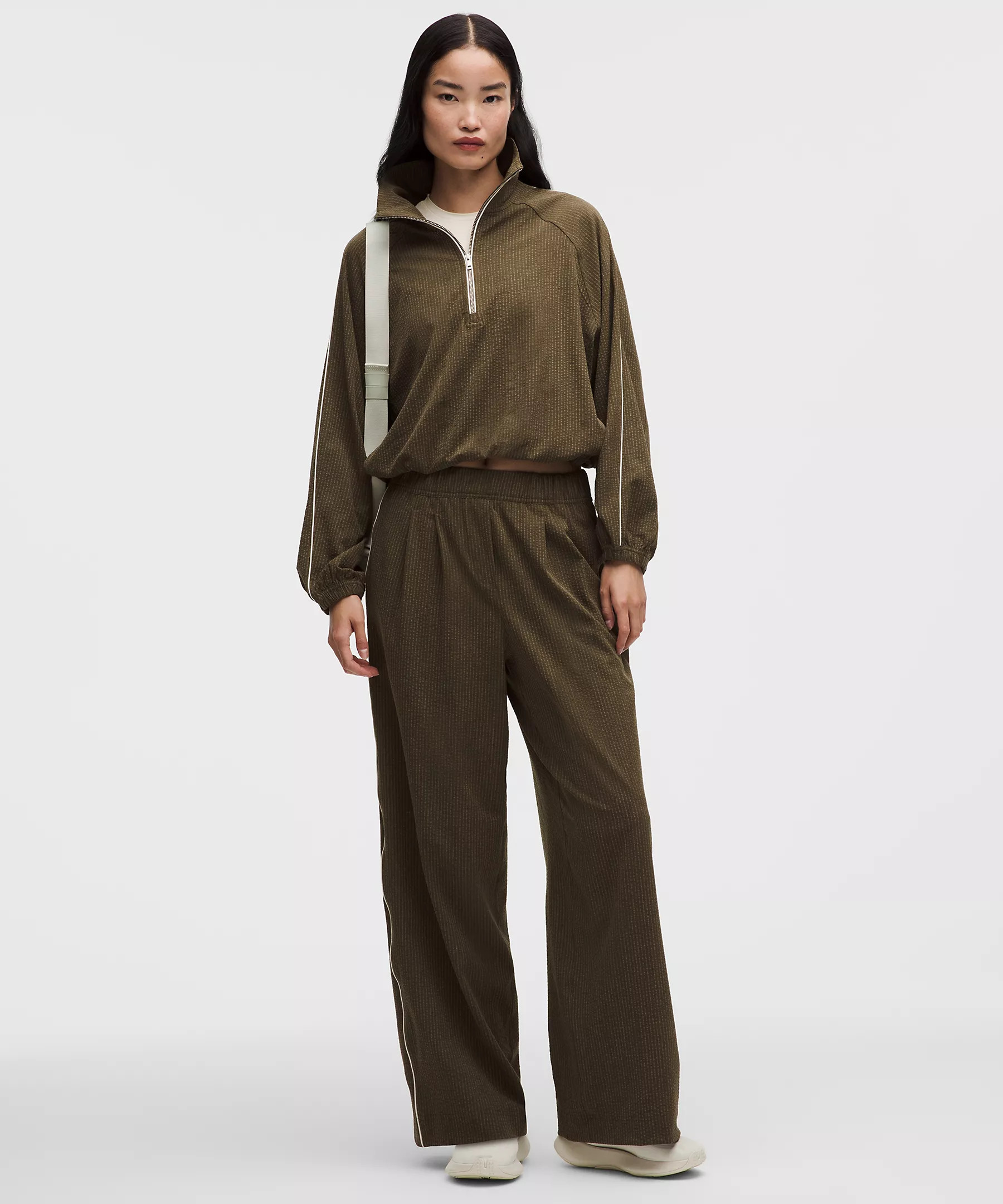 Seersucker WovenAir High-Rise Pleated Pant | Lululemon (US)