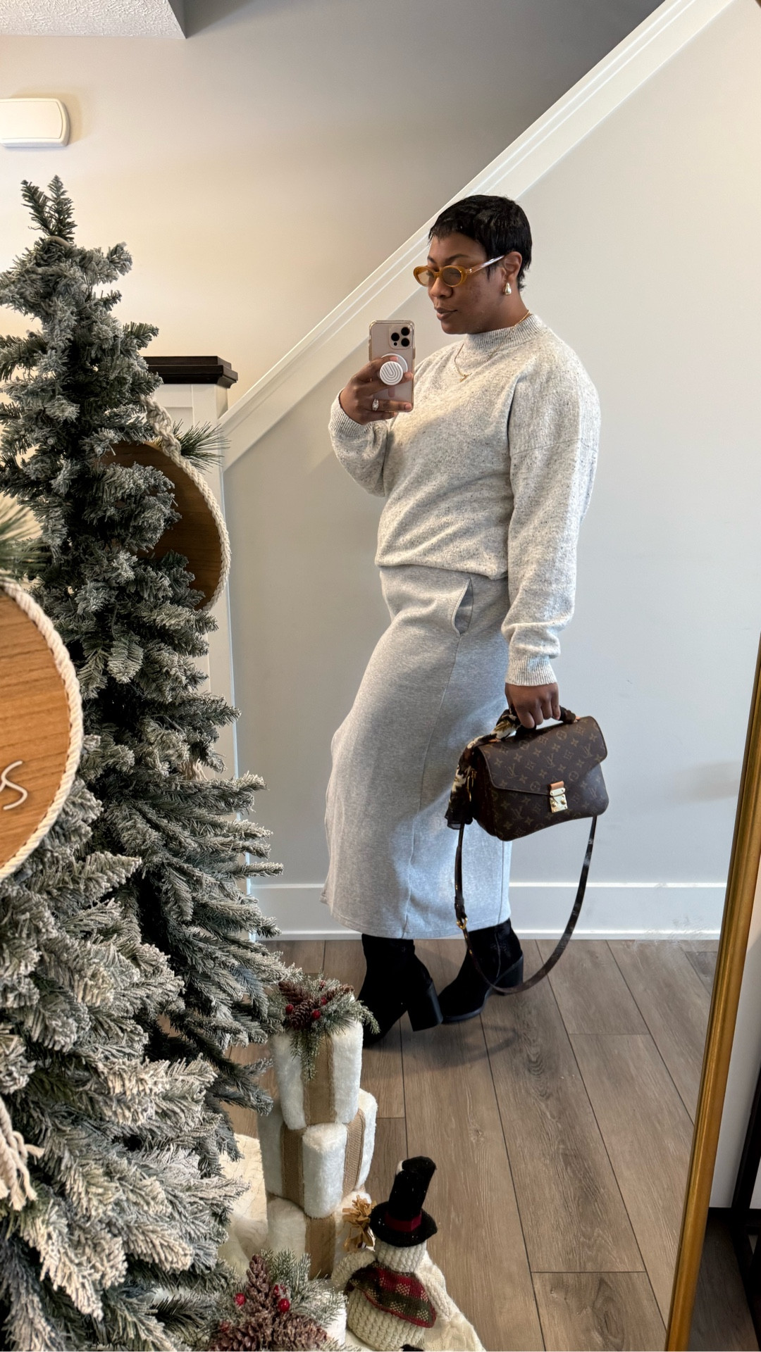 Mom fit of the day! A Saturday of family errands. 🤍

#LTKootd #LTKMidsize #LTKdayinmylife