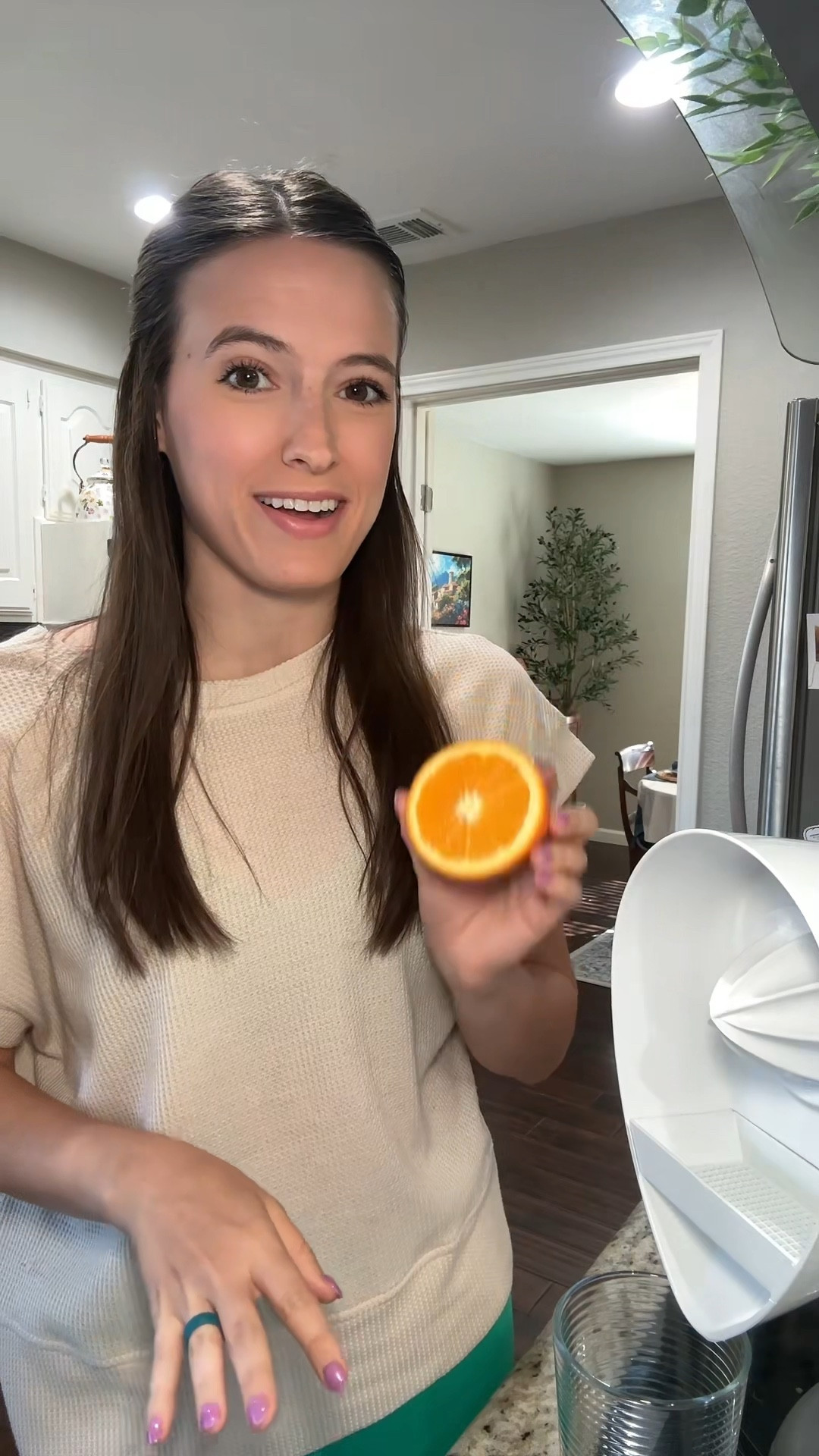 who needs to buy OJ when it’s so quick and easy to make? 🍊

#LTKHome #LTKmorningroutine #LTKfoodie