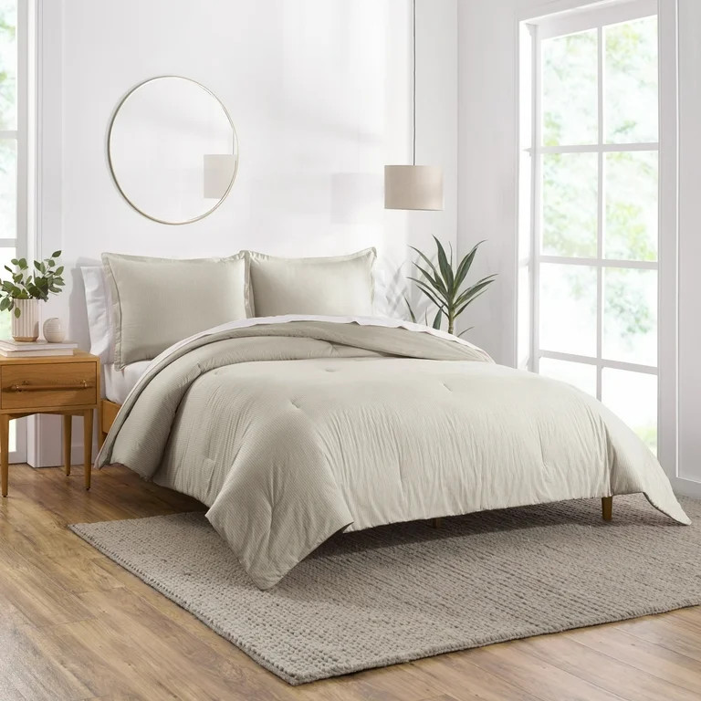 Gap Home Yarn Dyed Washed Chambray Stripe Reversible Organic Cotton Comforter Set, Twin, Khaki, 2... | Walmart (US)