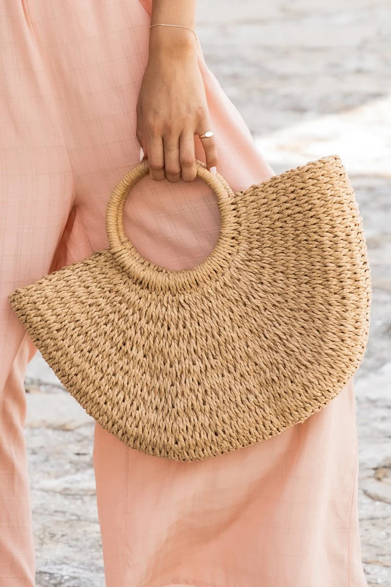 Getaway Plan Camel Straw Purse | Pink Lily